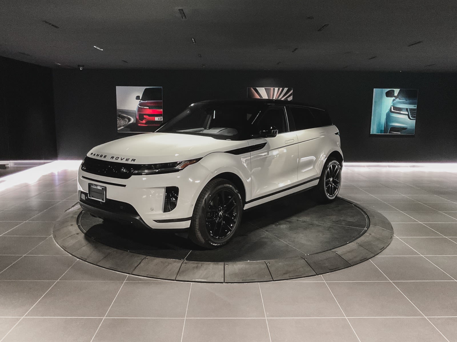 2026 Land Rover Range Rover Evoque S, Vancouver, Cash