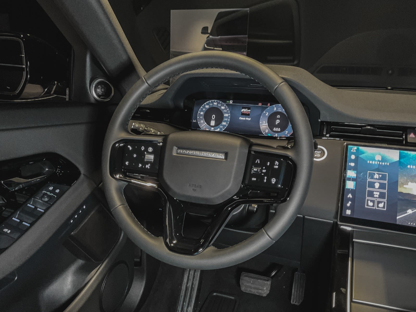 2026 Land Rover Range Rover Evoque S, Vancouver, Cash