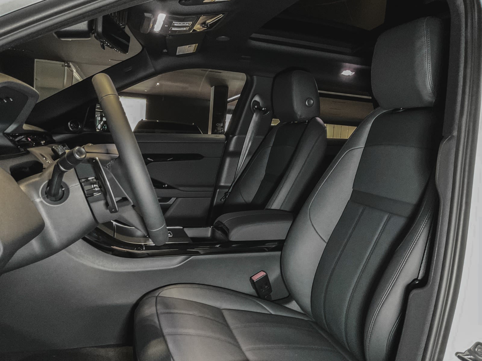2026 Land Rover Range Rover Evoque S, Vancouver, Cash