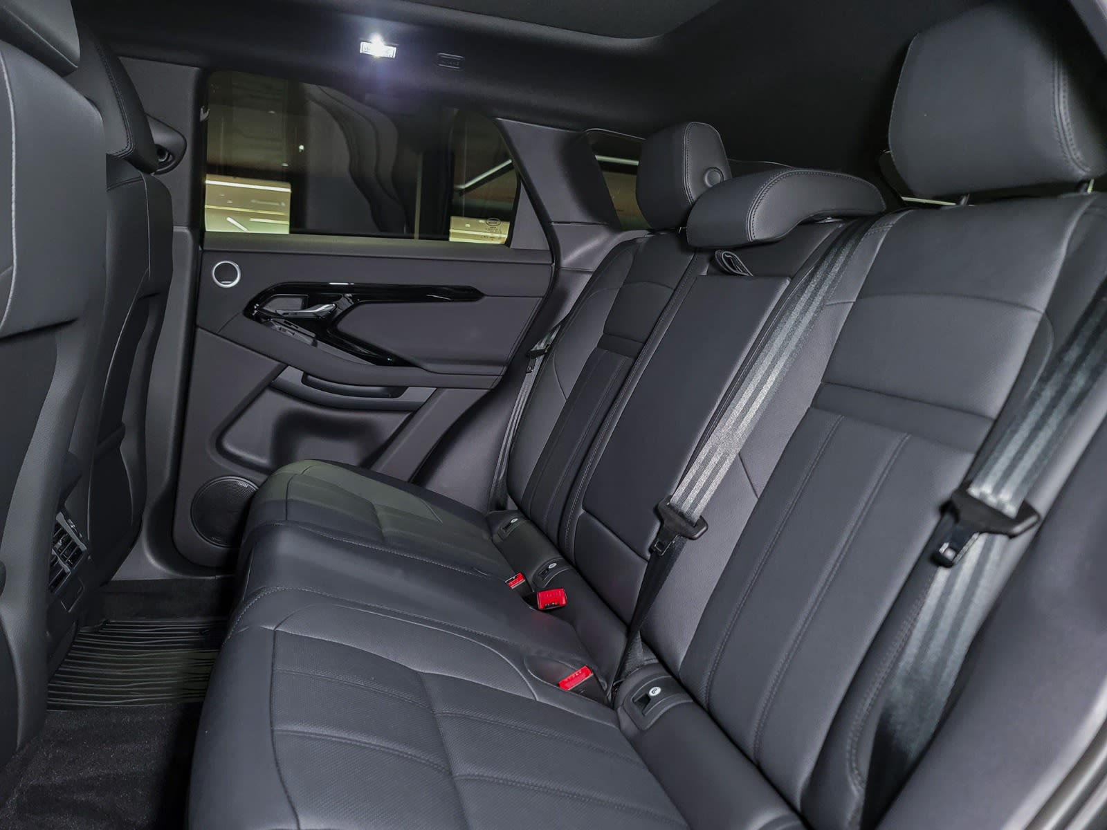 2026 Land Rover Range Rover Evoque S, Vancouver, Cash