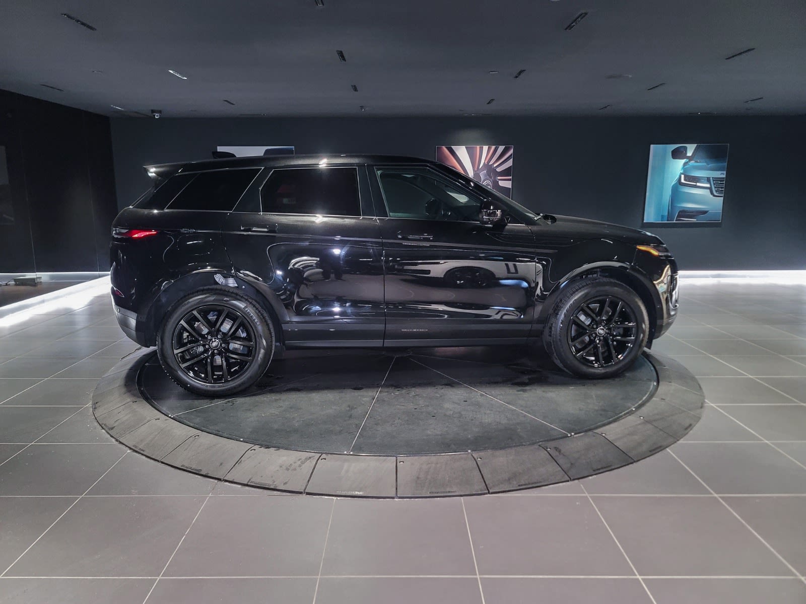2026 Land Rover Range Rover Evoque S, Vancouver, Cash