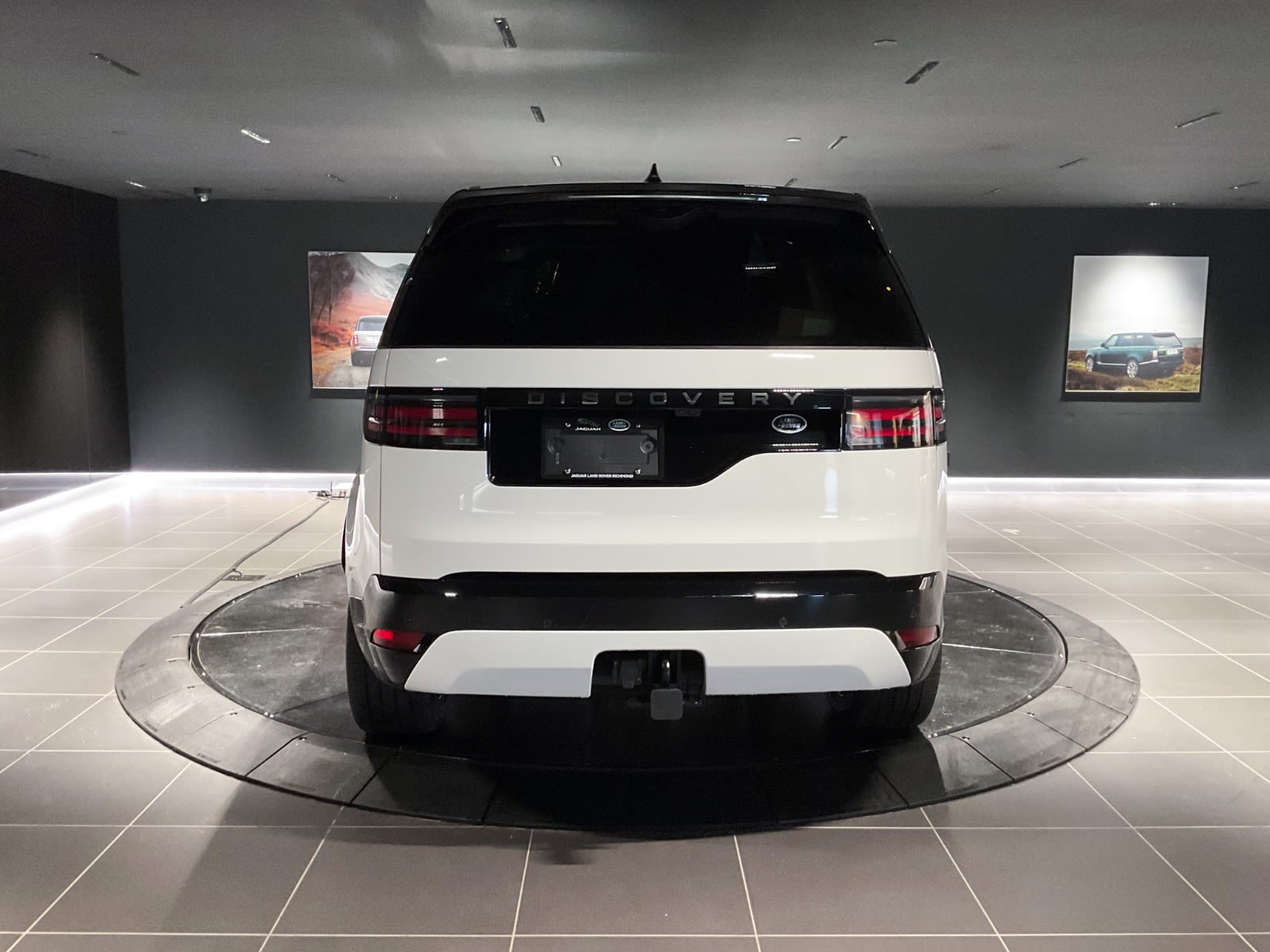 2023 Land Rover Discovery R-Dynamic S, Vancouver, Cash