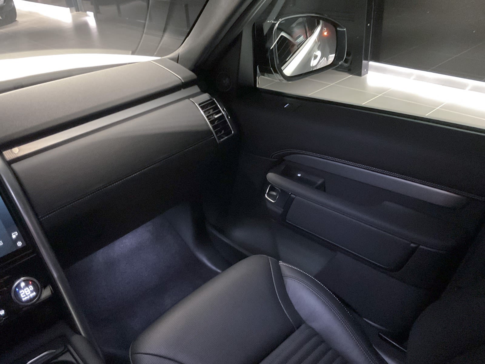 2024 Land Rover Discovery Dynamic SE, Vancouver, Cash