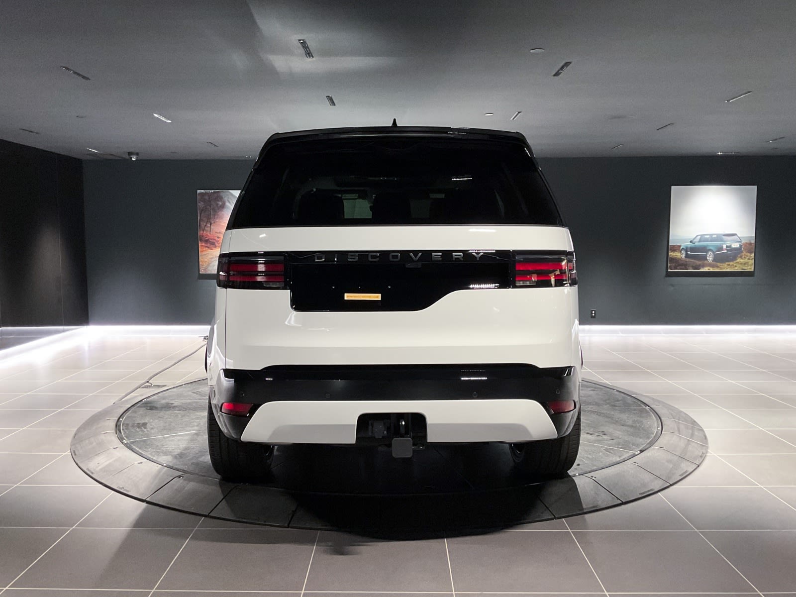 2024 Land Rover Discovery Dynamic SE, Vancouver, Cash