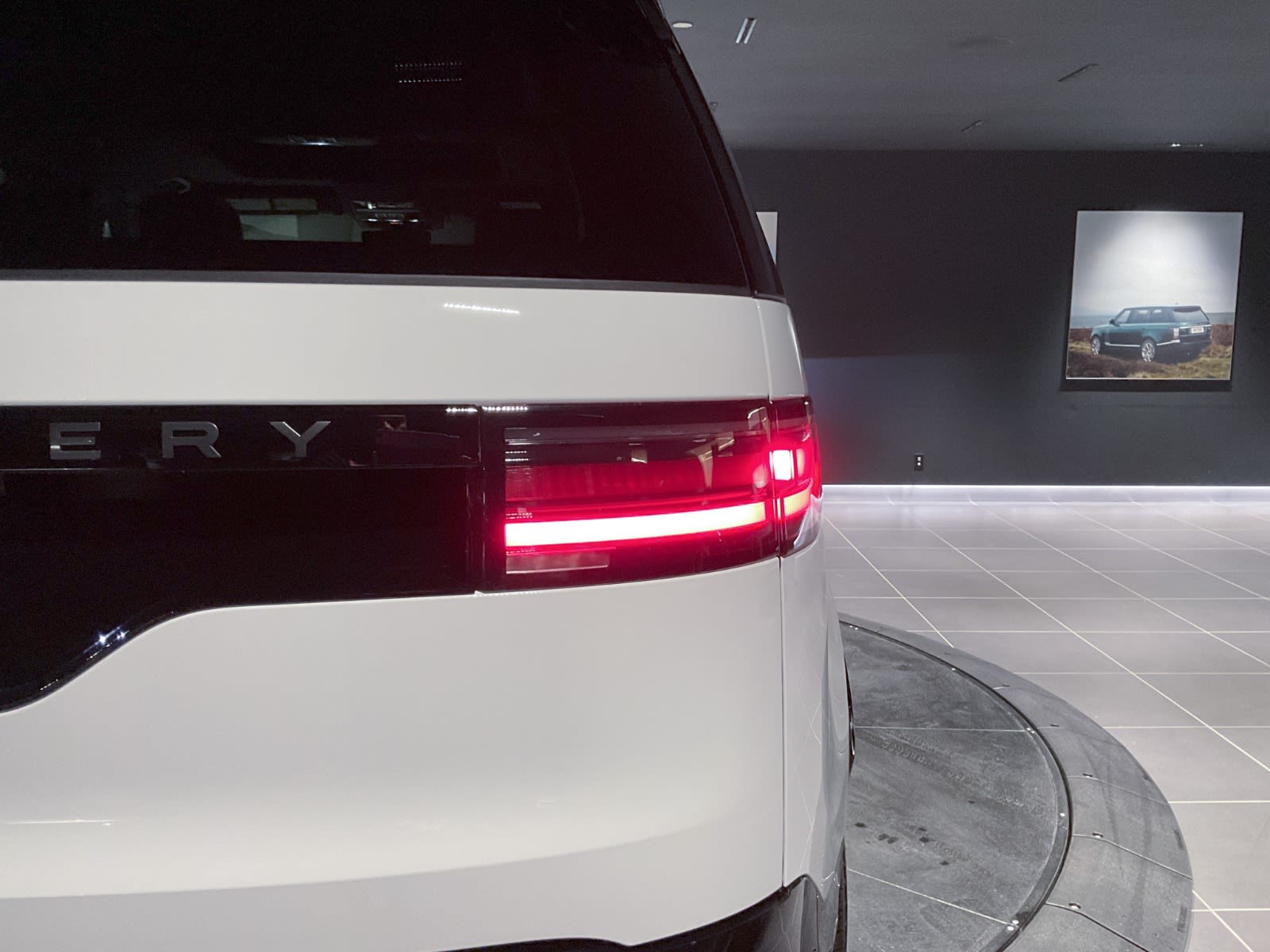 2024 Land Rover Discovery Dynamic SE, Vancouver, Cash