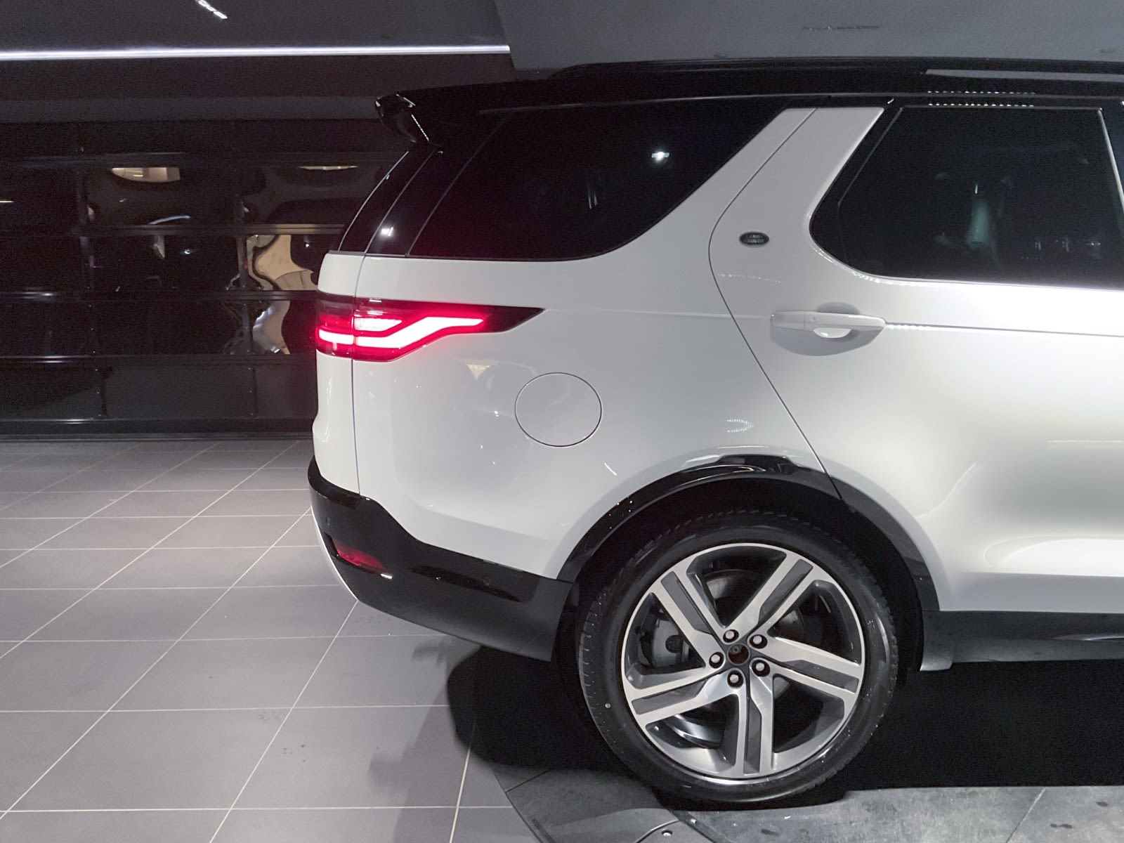 2024 Land Rover Discovery Dynamic SE, Vancouver, Cash