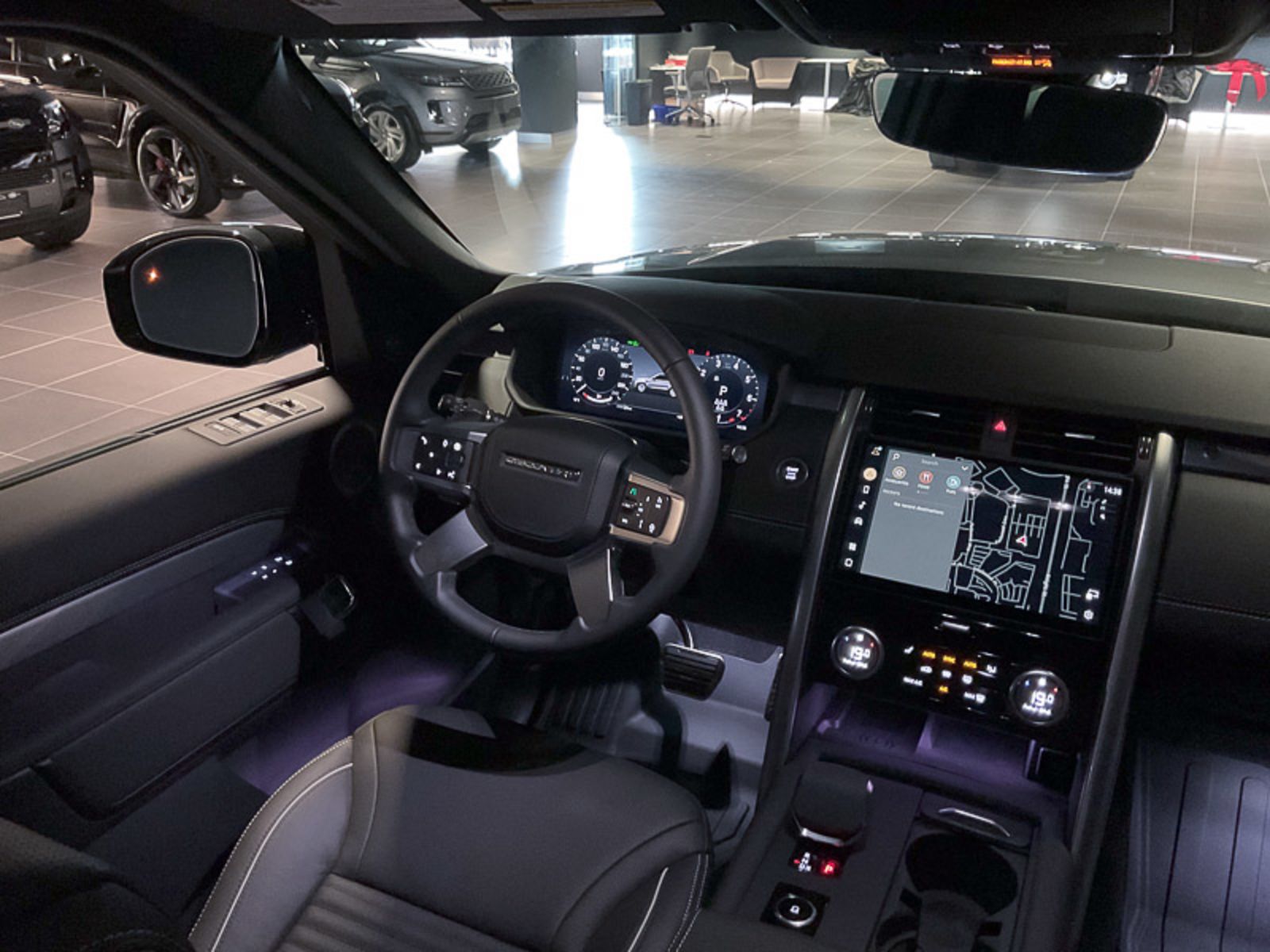 2024 Land Rover Discovery Dynamic SE, Vancouver, Cash