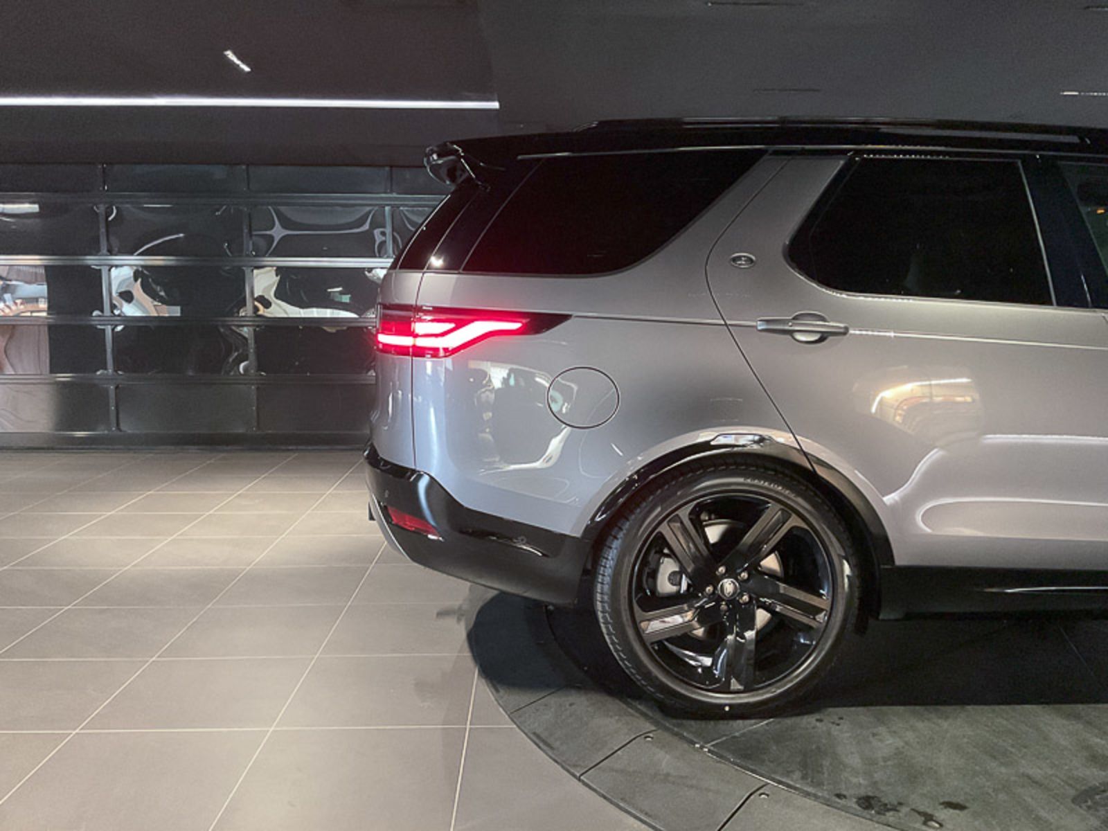 2024 Land Rover Discovery Dynamic SE, Vancouver, Cash