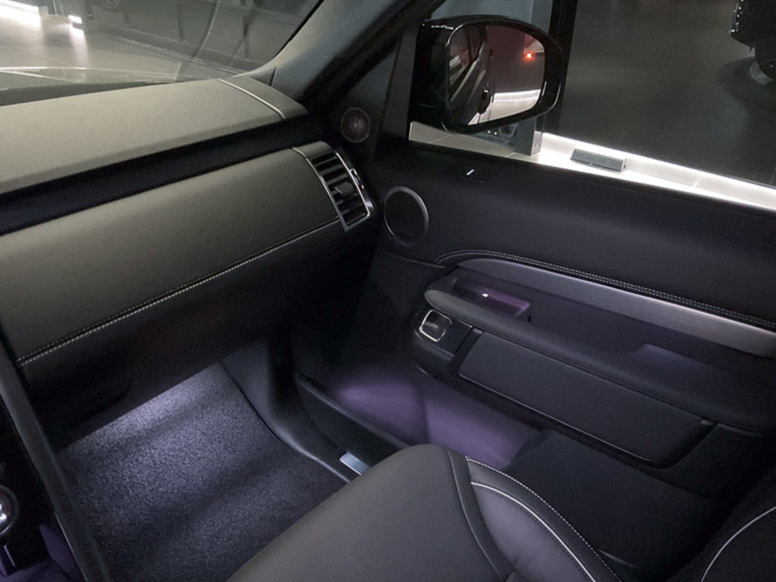2024 Land Rover Discovery Dynamic SE, Vancouver, Cash