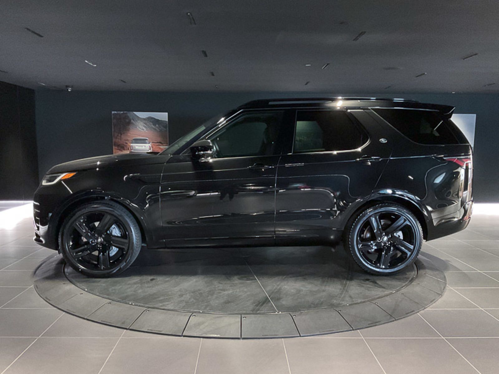 2024 Land Rover Discovery Dynamic SE, Vancouver, Cash