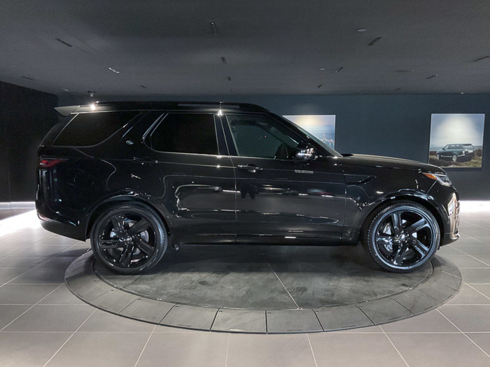 2024 Land Rover Discovery Dynamic SE, Vancouver, Cash