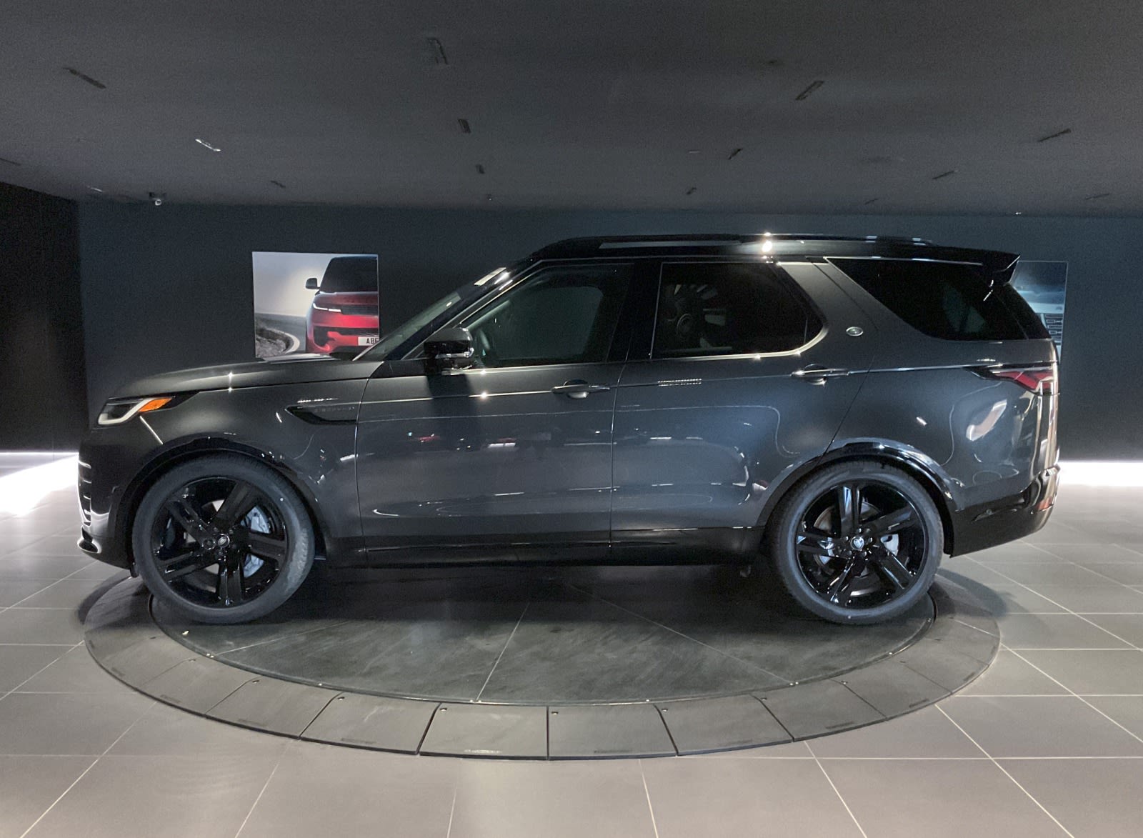 2024 Land Rover Discovery Dynamic SE, Vancouver, Cash
