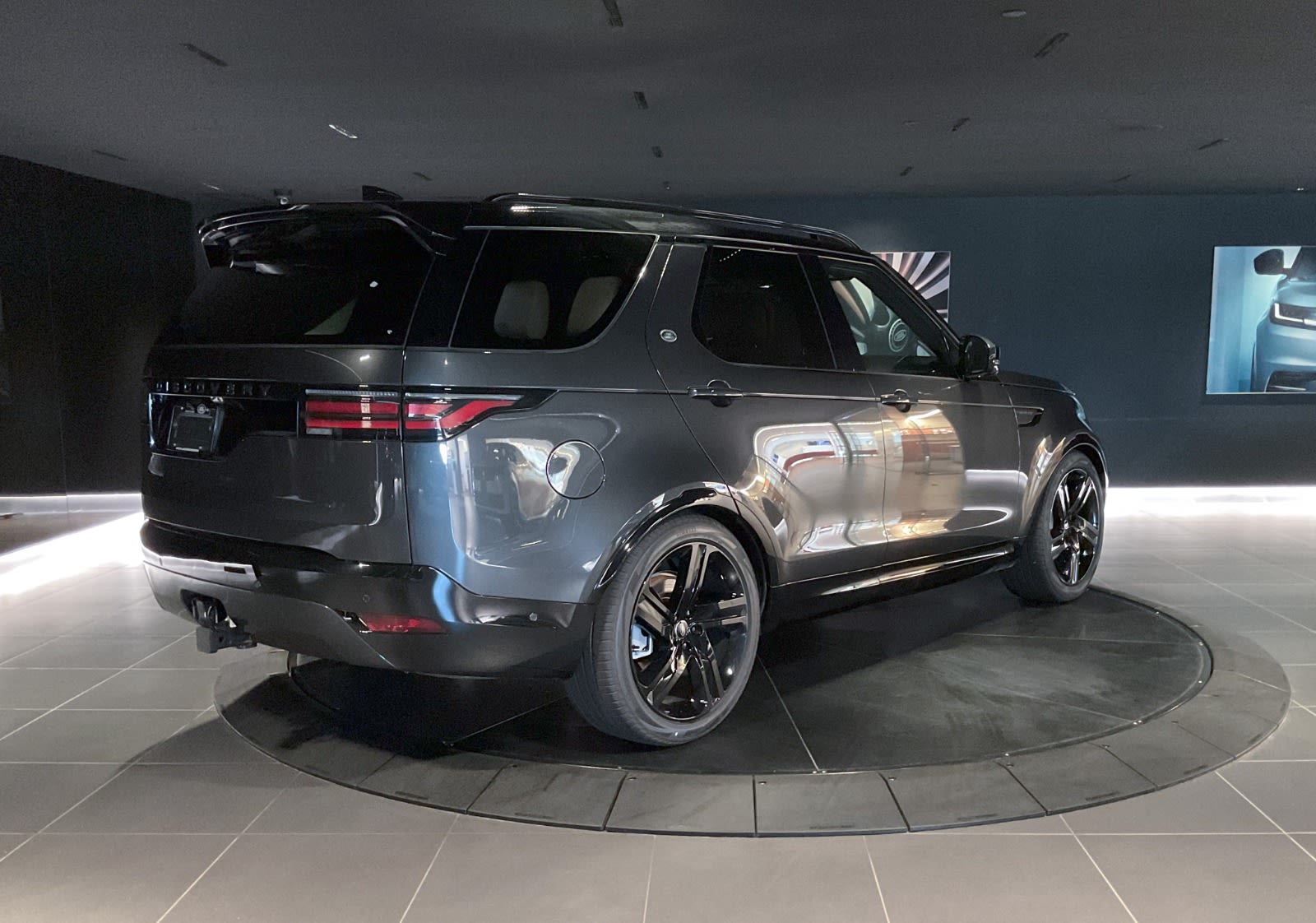 2024 Land Rover Discovery Dynamic SE, Vancouver, Cash