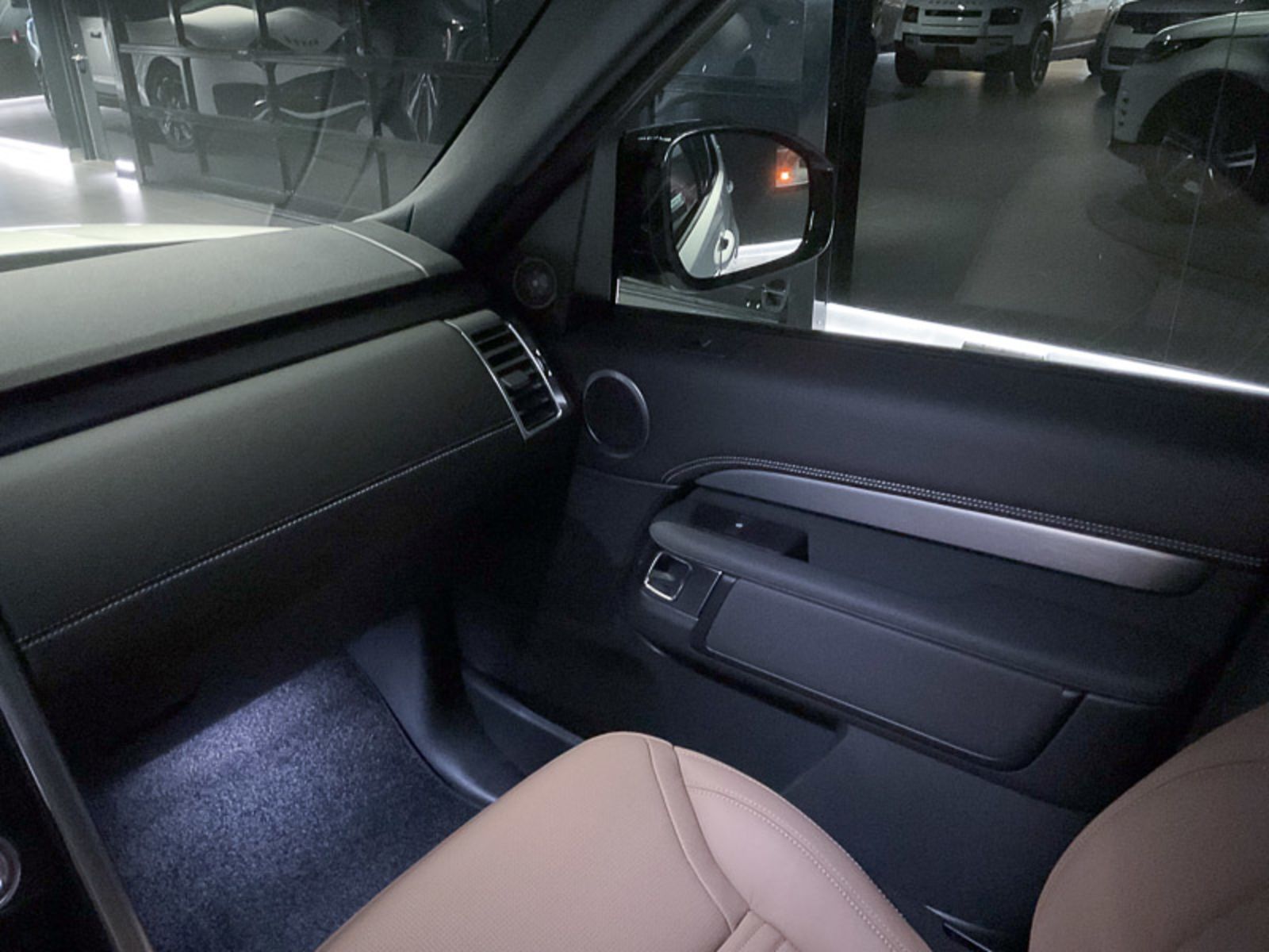 2024 Land Rover Discovery Dynamic SE, Vancouver, Cash