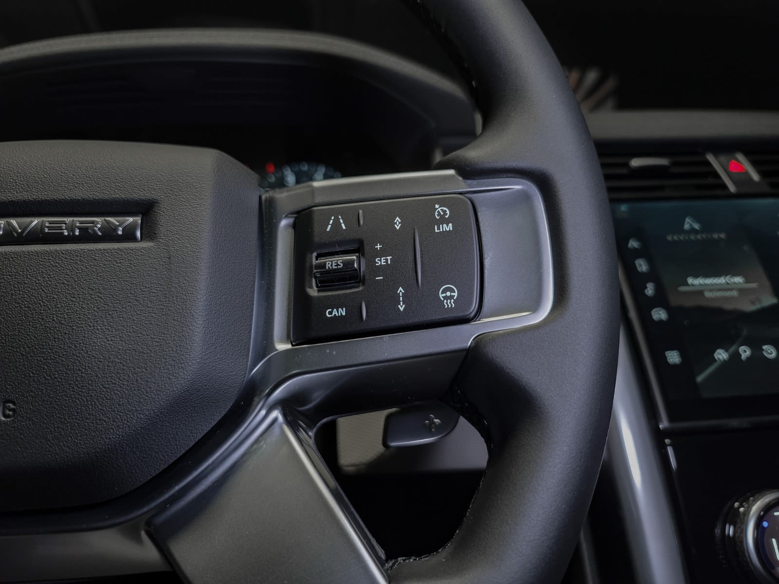2025 Land Rover Discovery Dynamic SE, Vancouver, Cash