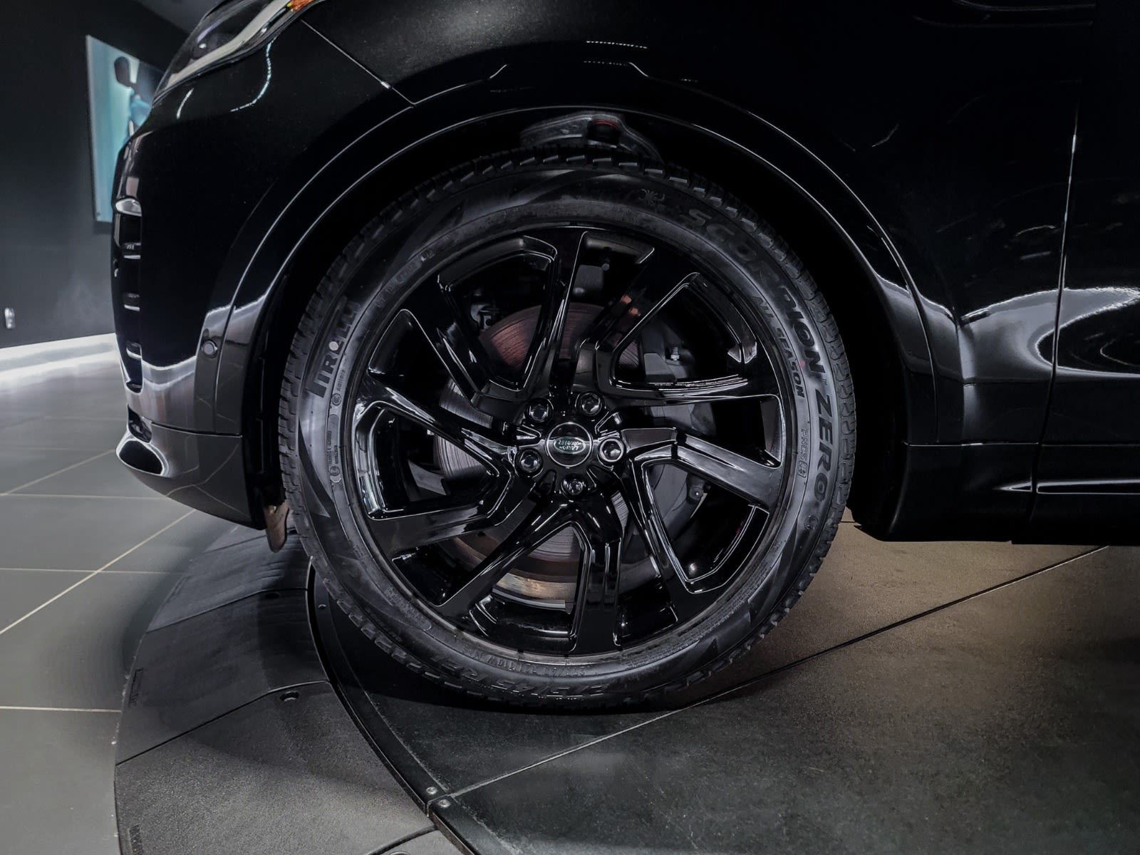 2025 Land Rover Discovery Dynamic SE, Vancouver, Cash