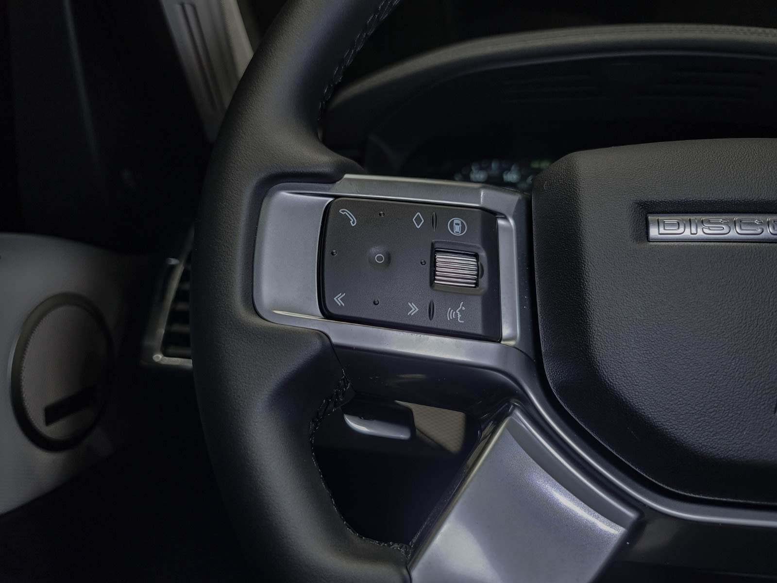 2025 Land Rover Discovery Dynamic SE, Vancouver, Cash