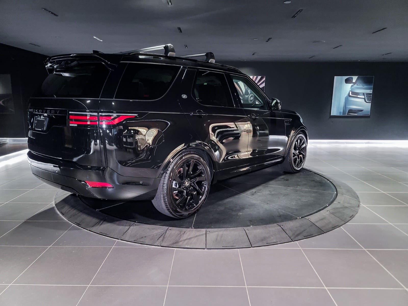 2025 Land Rover Discovery Dynamic SE, Vancouver, Cash