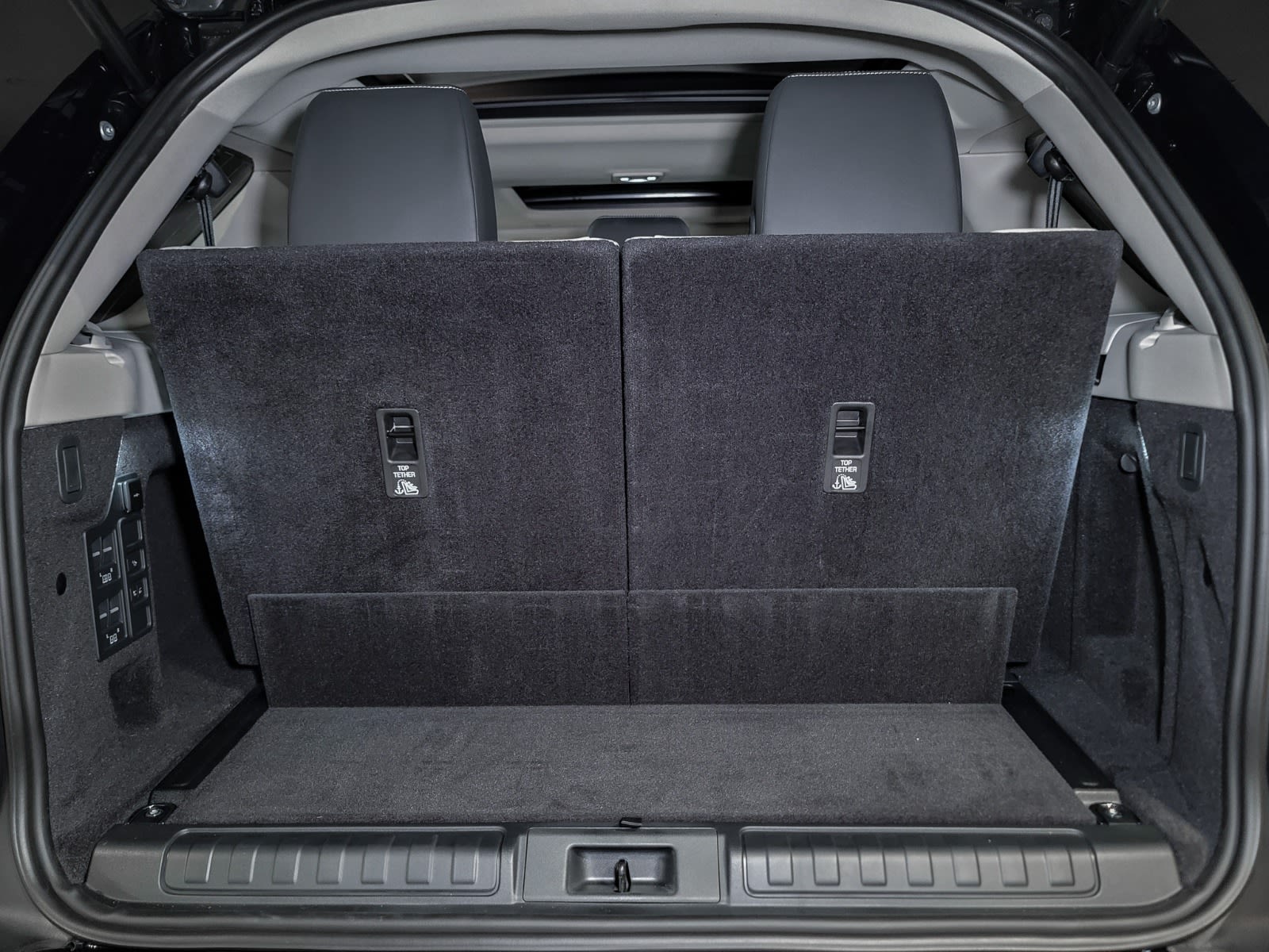 2025 Land Rover Discovery Dynamic SE, Vancouver, Cash