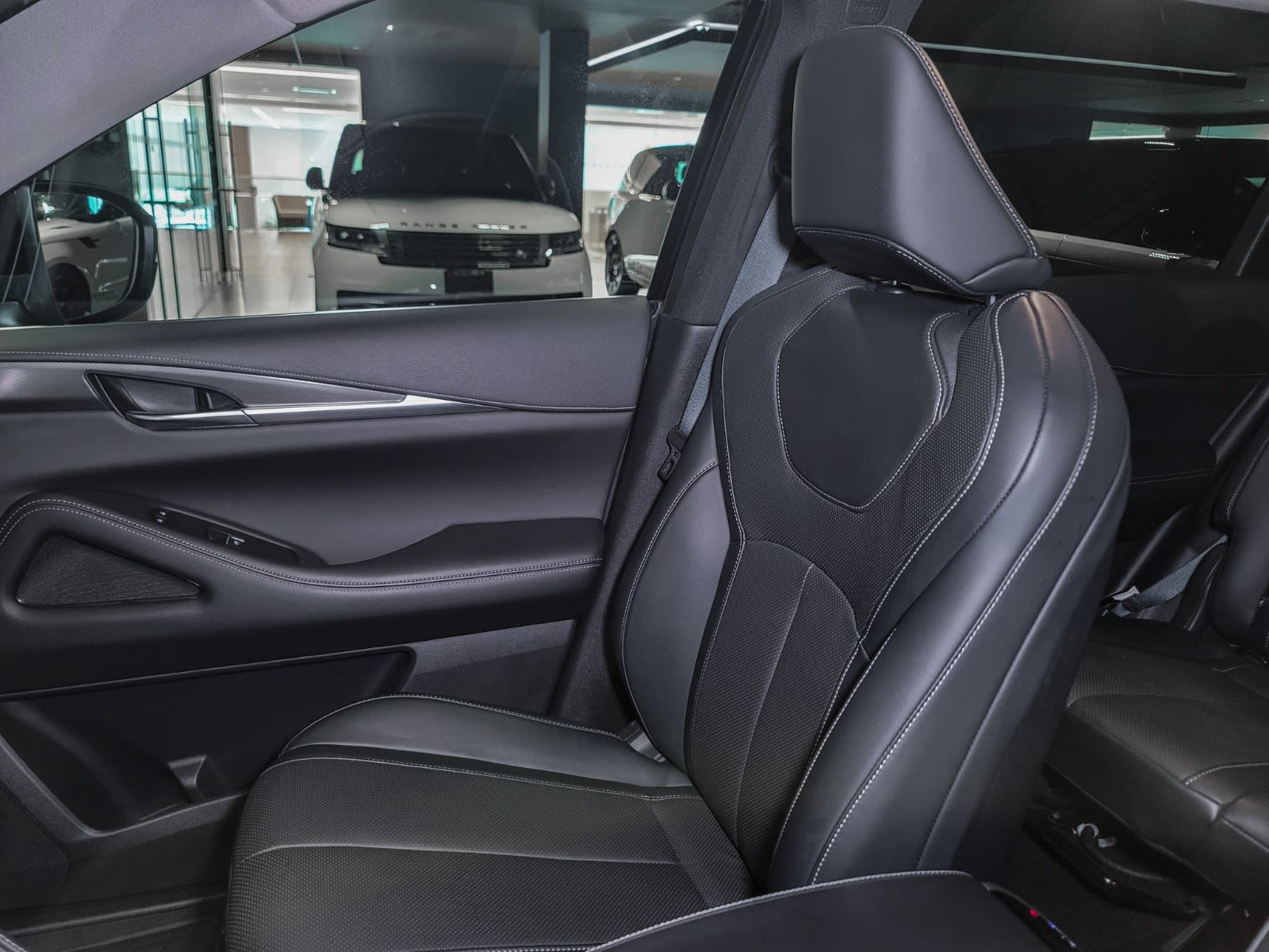 2023 INFINITI QX60 LUXE, Vancouver, Cash
