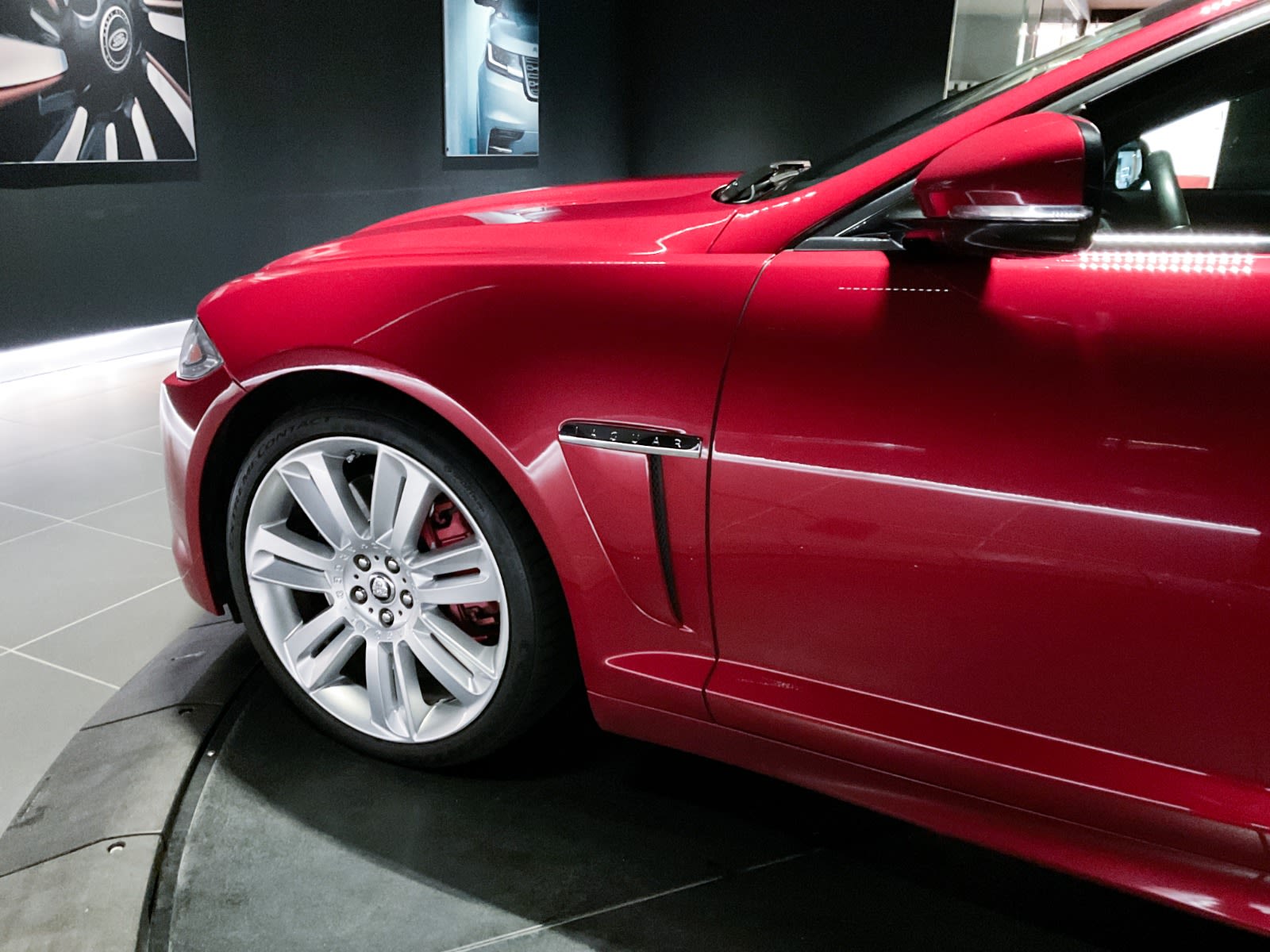 2012 Jaguar XF XFR, Vancouver, Cash