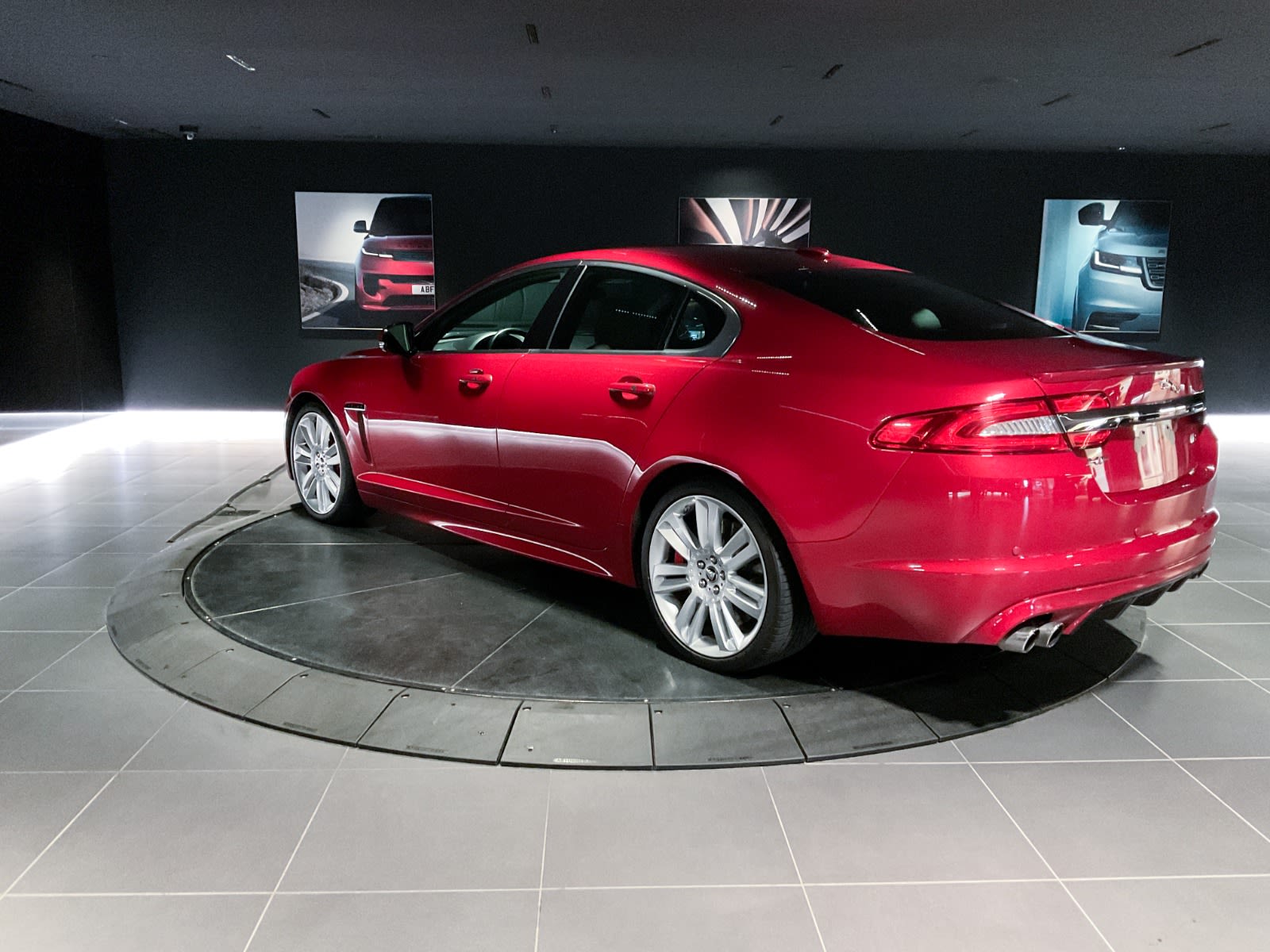 2012 Jaguar XF XFR, Vancouver, Cash