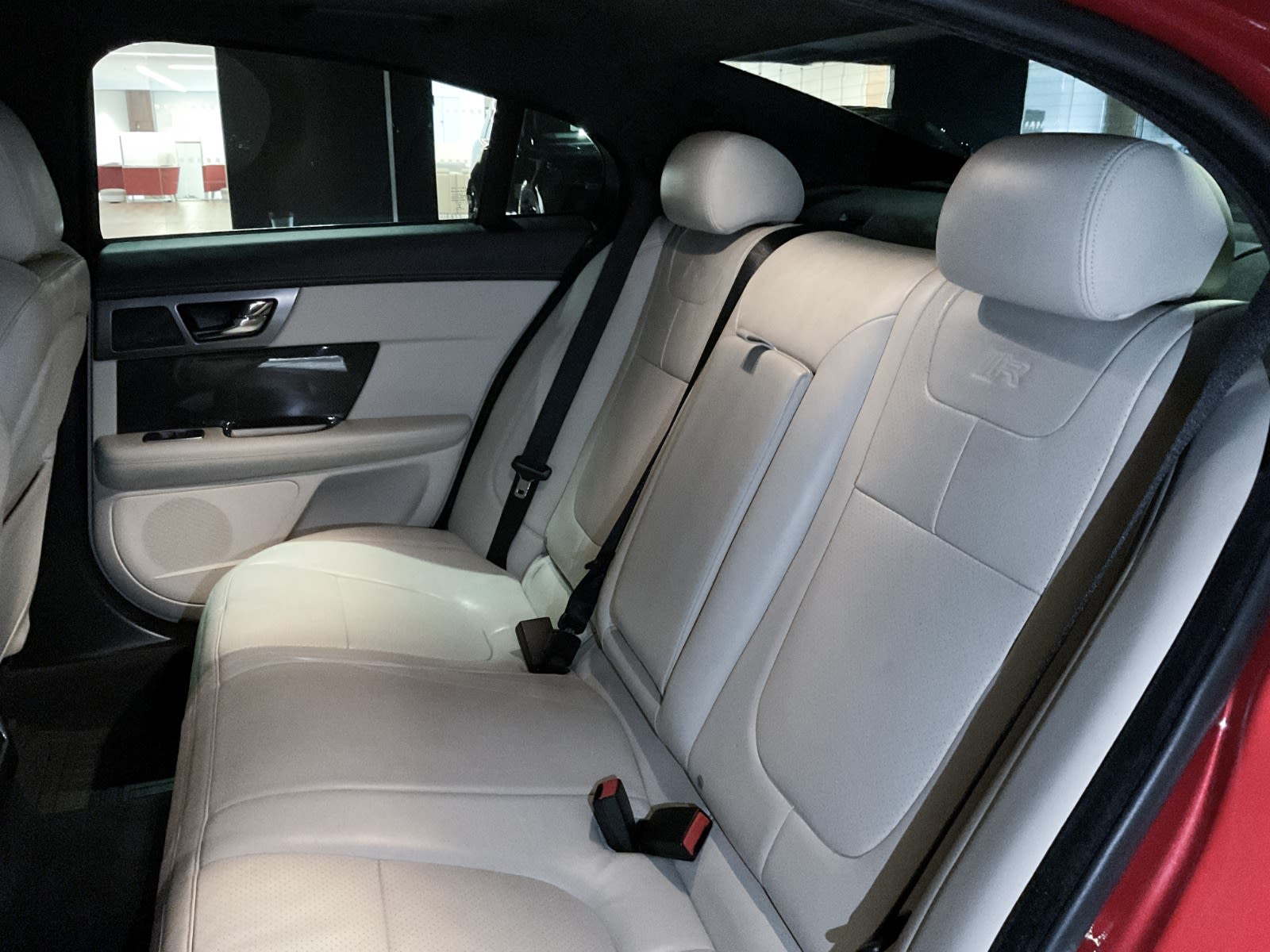 2012 Jaguar XF XFR, Vancouver, Cash
