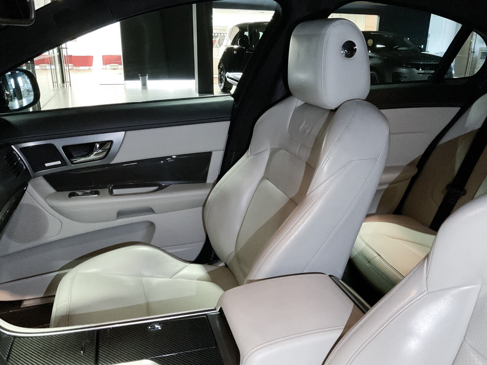2012 Jaguar XF XFR, Vancouver, Cash