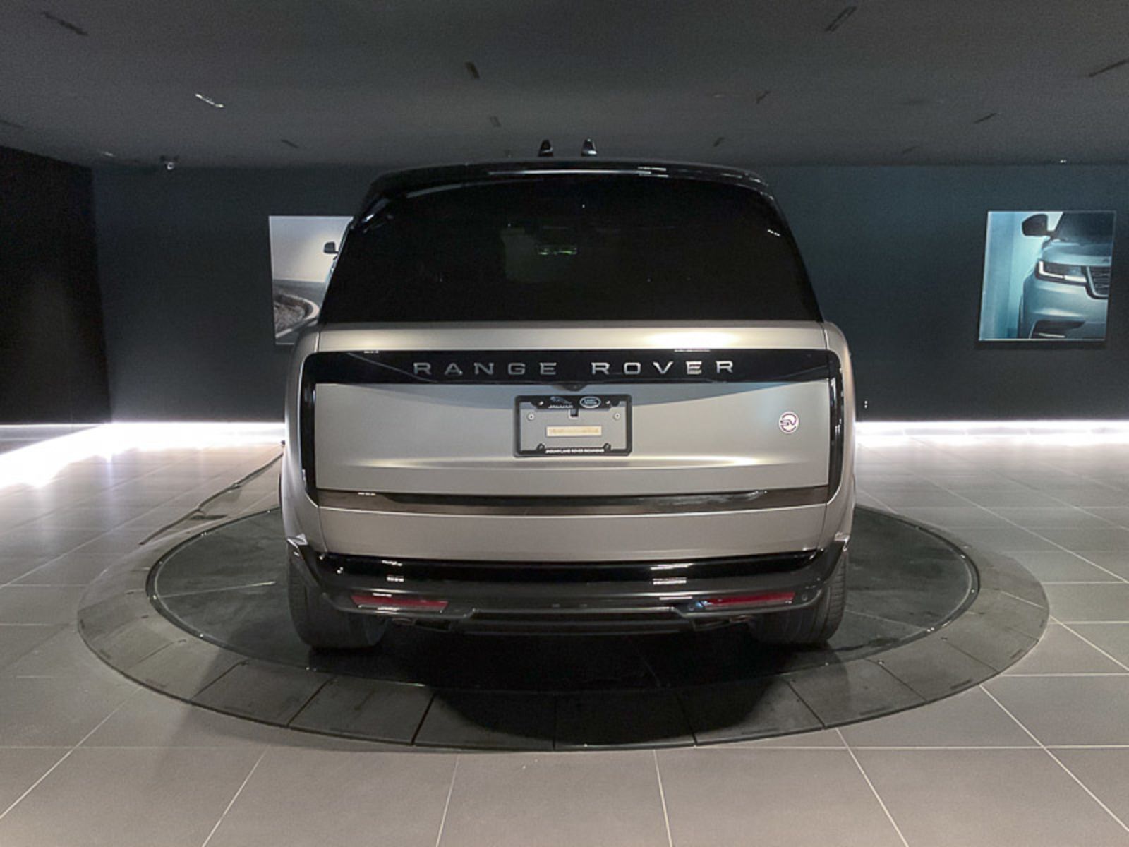 2024 Land Rover Range Rover SV, Vancouver, Cash