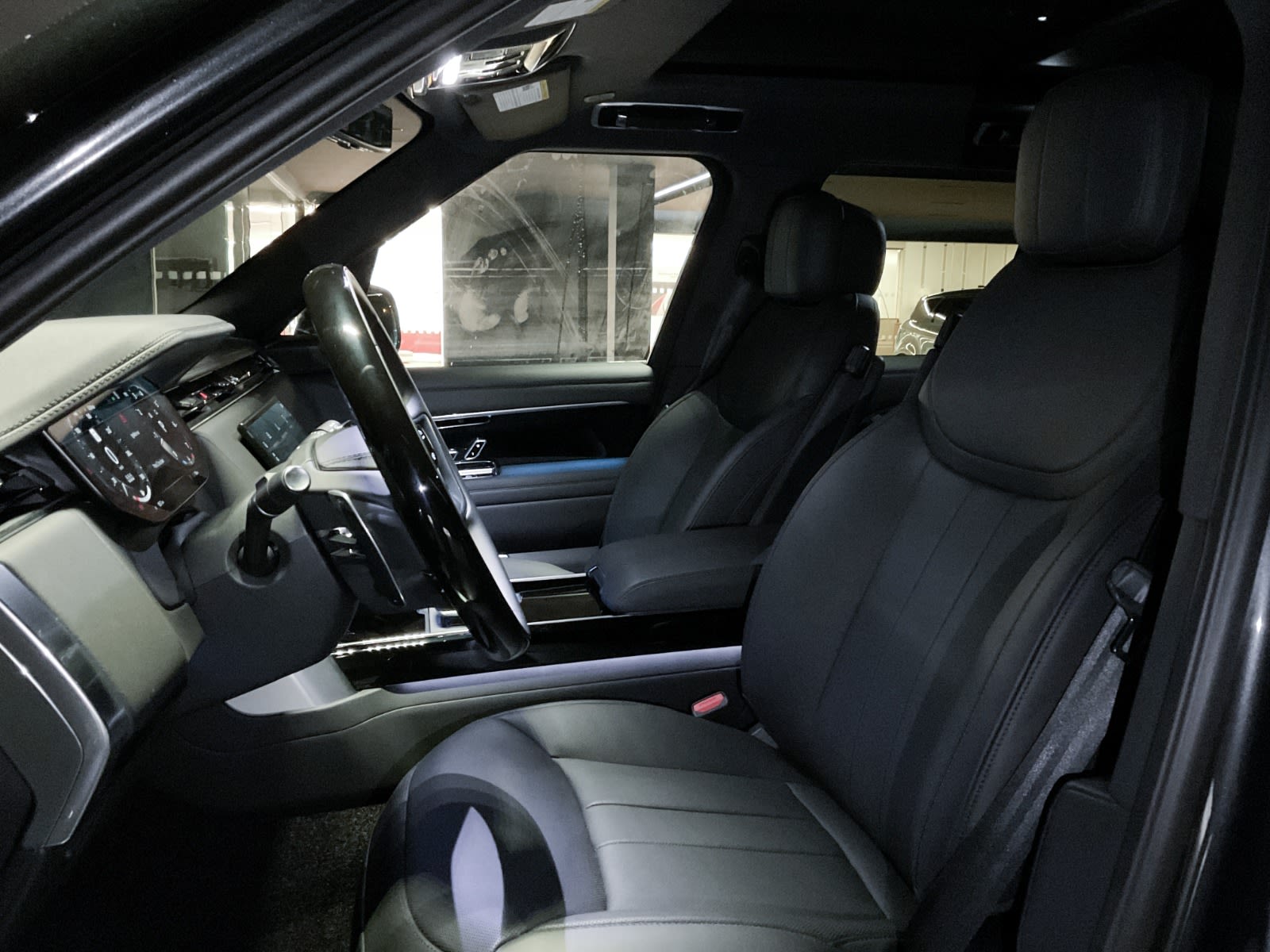 2024 Land Rover Range Rover SE, Vancouver, Cash