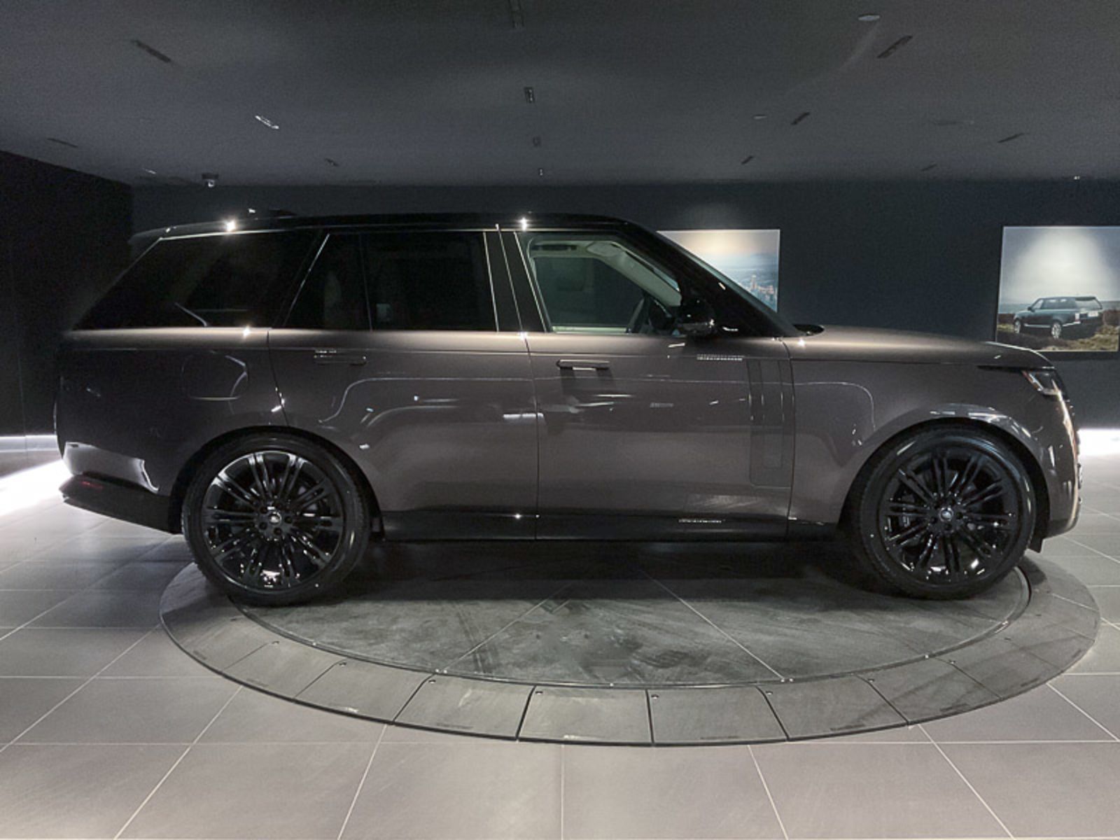 2024 Land Rover Range Rover SE, Vancouver, Cash