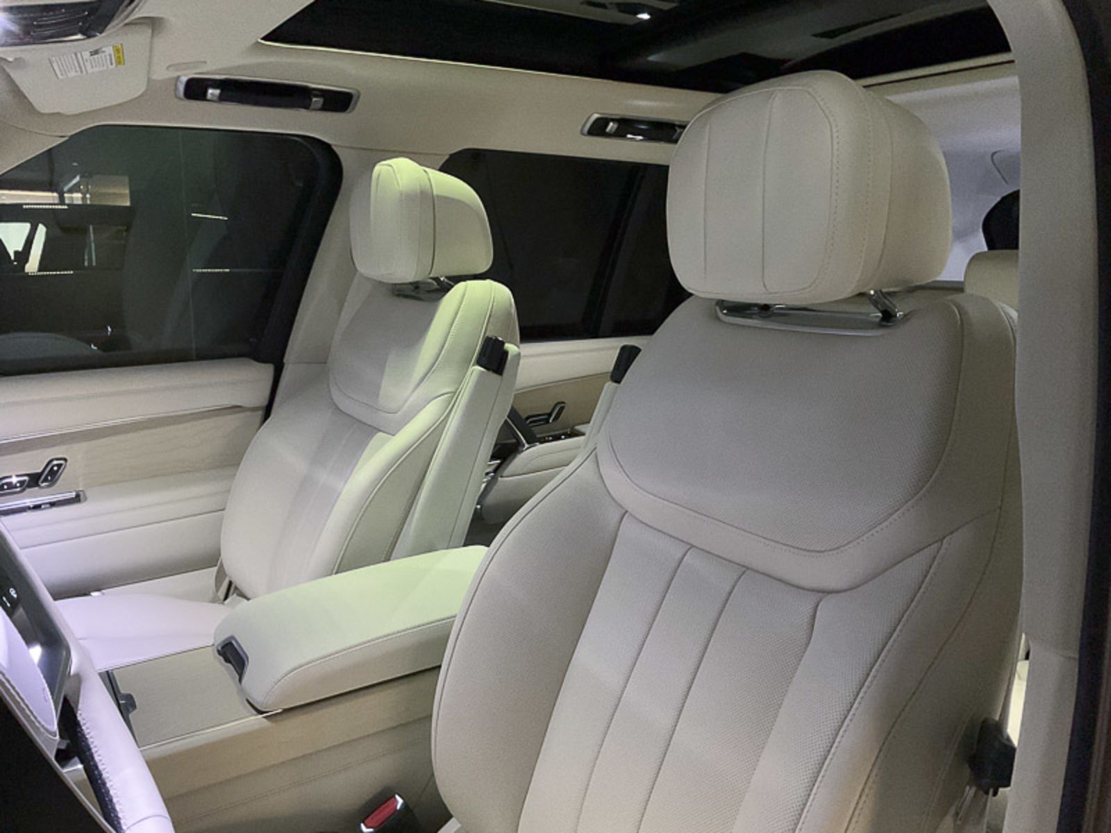 2024 Land Rover Range Rover SE, Vancouver, Cash