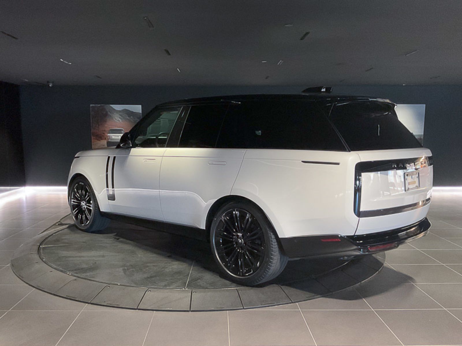 2024 Land Rover Range Rover Autobiography, Vancouver, Cash