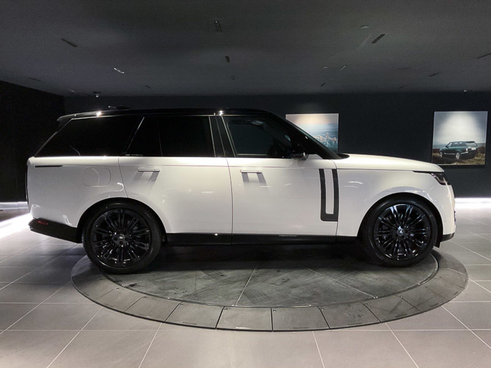 2024 Land Rover Range Rover Autobiography, Vancouver, Cash