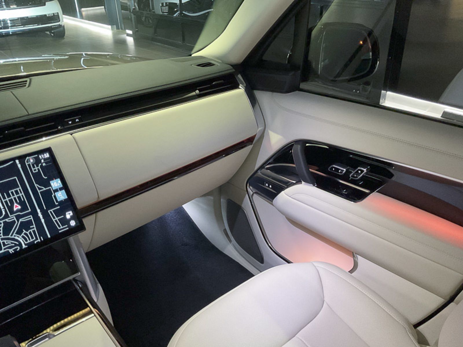 2024 Land Rover Range Rover Autobiography, Vancouver, Cash