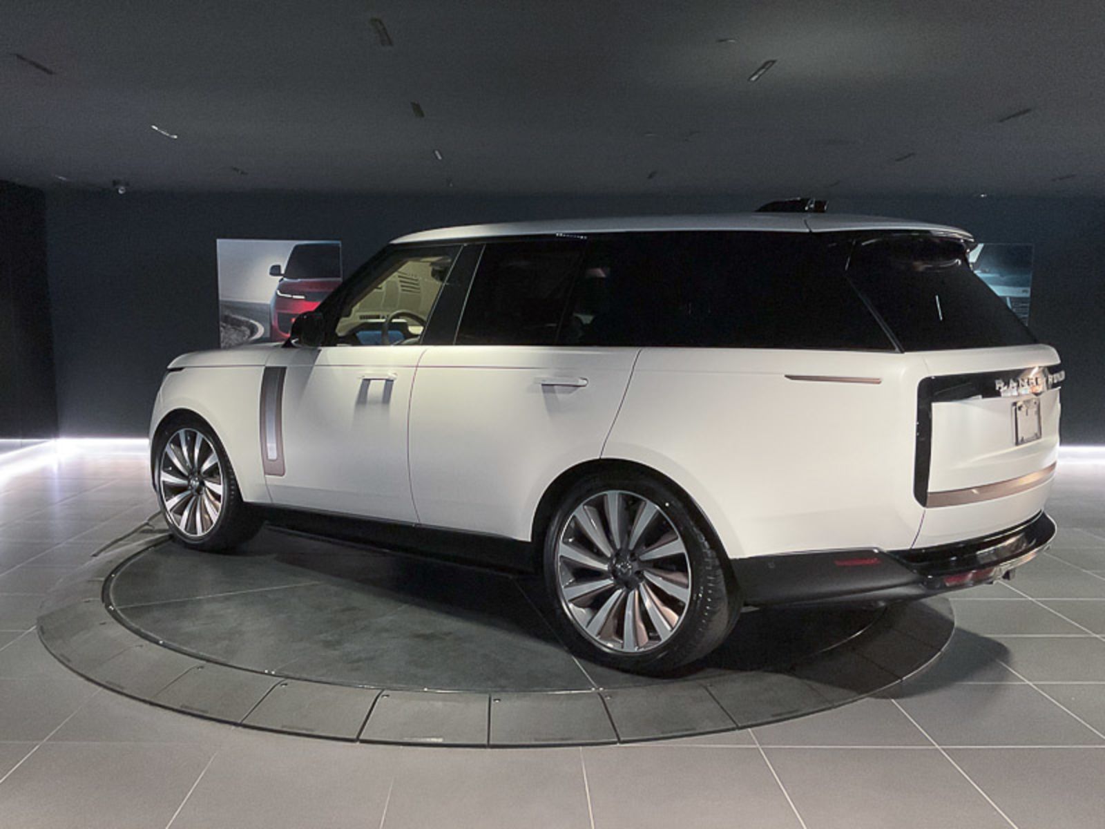 2024 Land Rover Range Rover SV, Vancouver, Cash