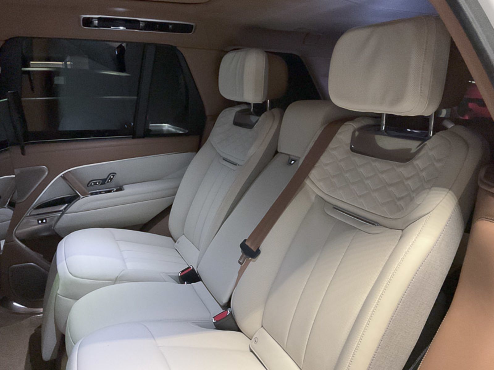 2024 Land Rover Range Rover SV, Vancouver, Cash
