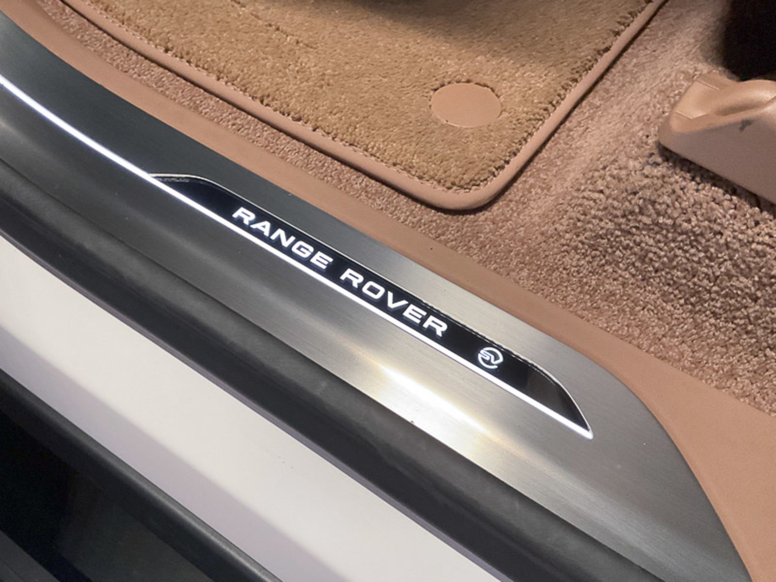 2024 Land Rover Range Rover SV, Vancouver, Cash
