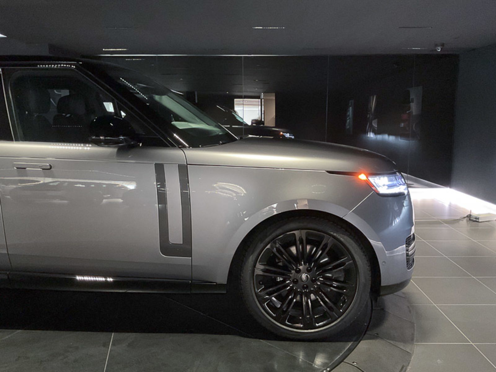 2024 Land Rover Range Rover SE, Vancouver, Cash