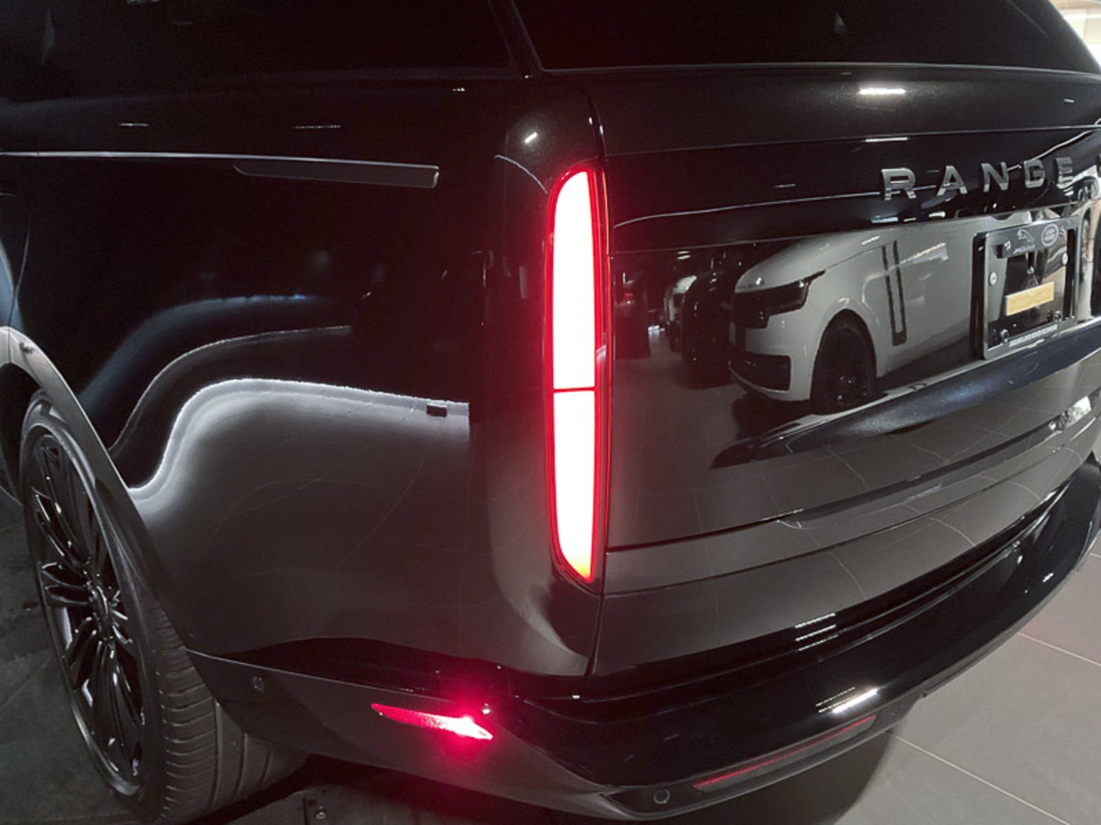 2024 Land Rover Range Rover Autobiography, Vancouver, Cash