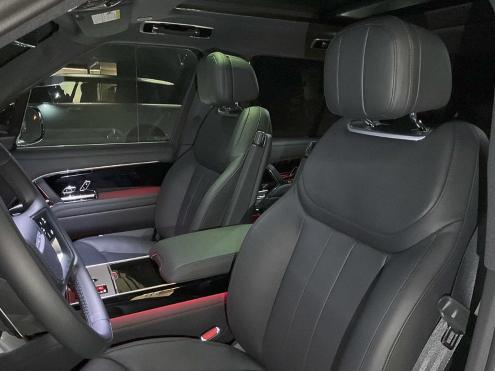 2024 Land Rover Range Rover SE, Vancouver, Cash