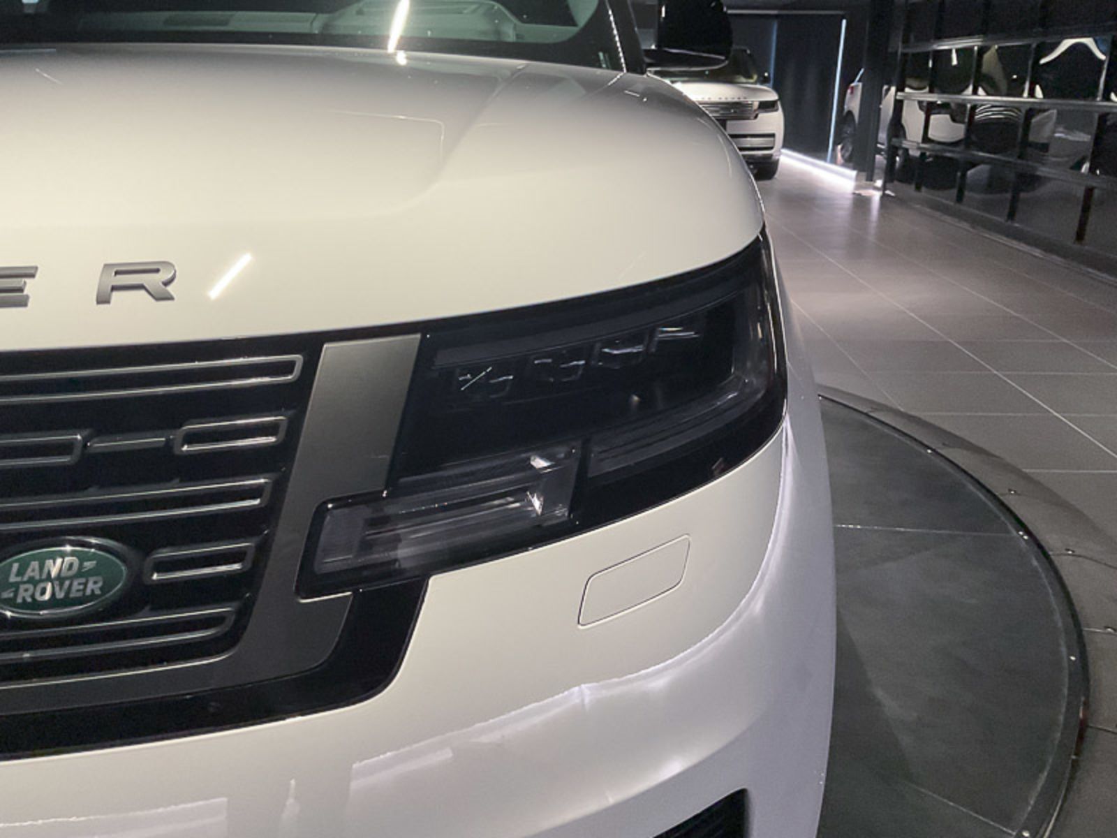 2024 Land Rover Range Rover SE, Vancouver, Cash