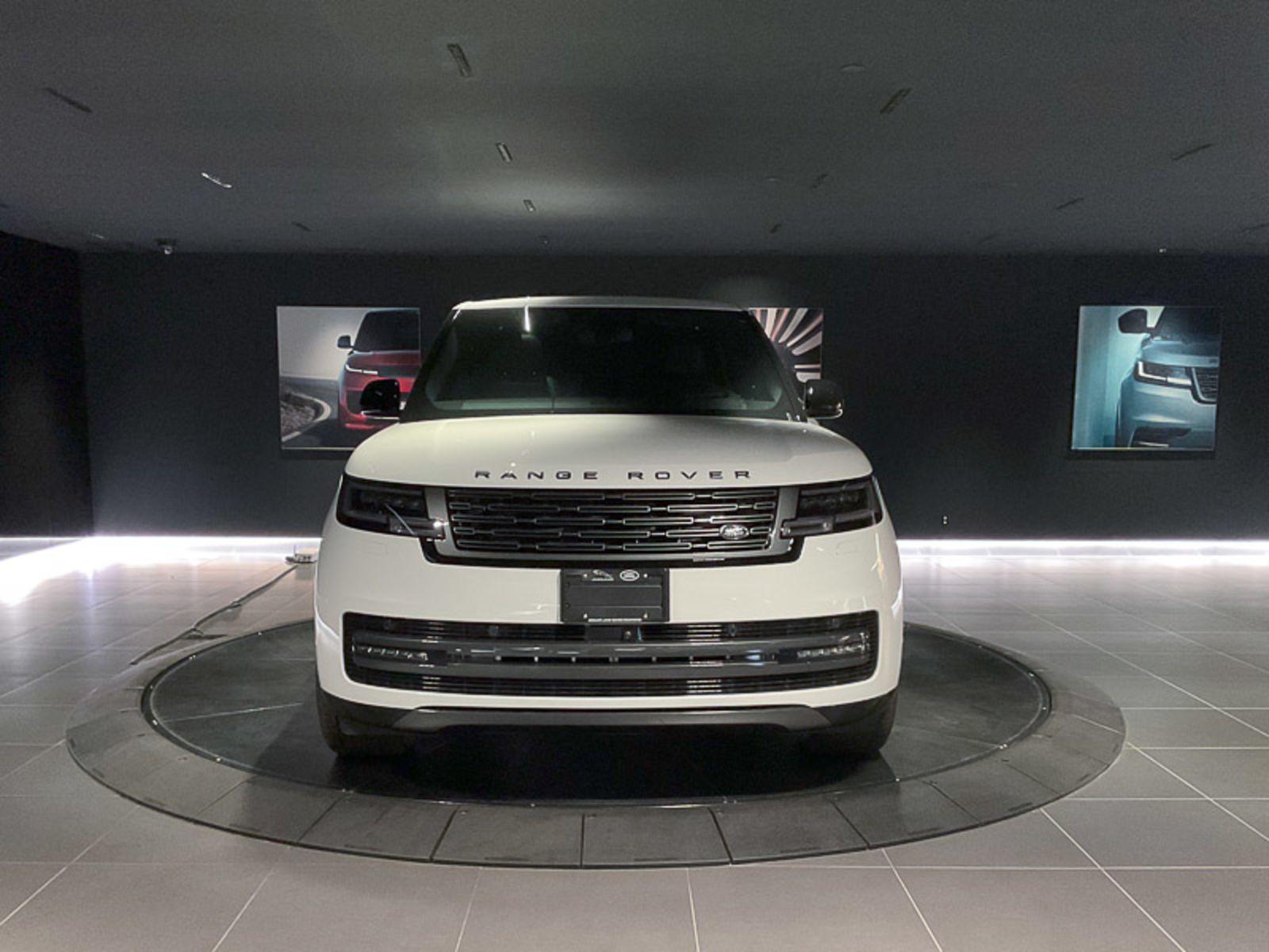 2024 Land Rover Range Rover SE, Vancouver, Cash