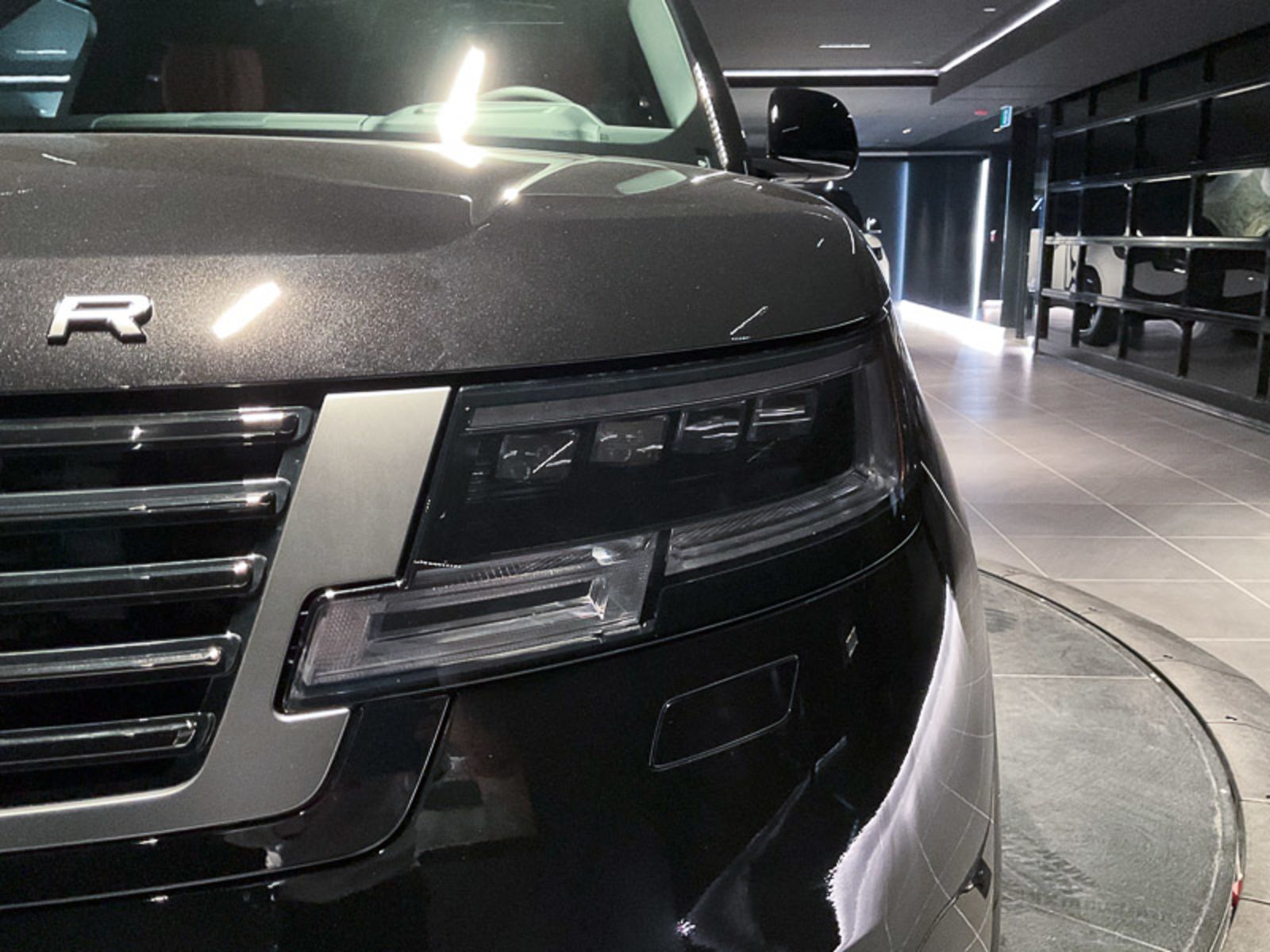 2024 Land Rover Range Rover SV, Vancouver, Cash