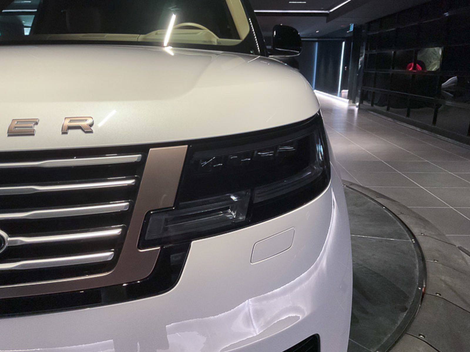 2024 Land Rover Range Rover SV, Vancouver, Cash