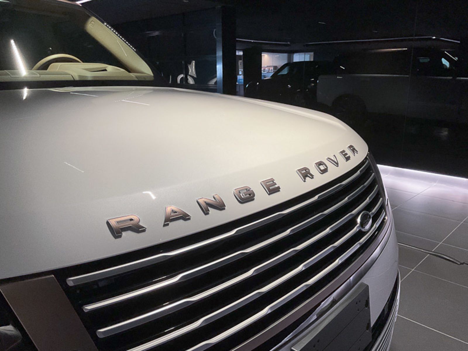 2024 Land Rover Range Rover SV, Vancouver, Cash