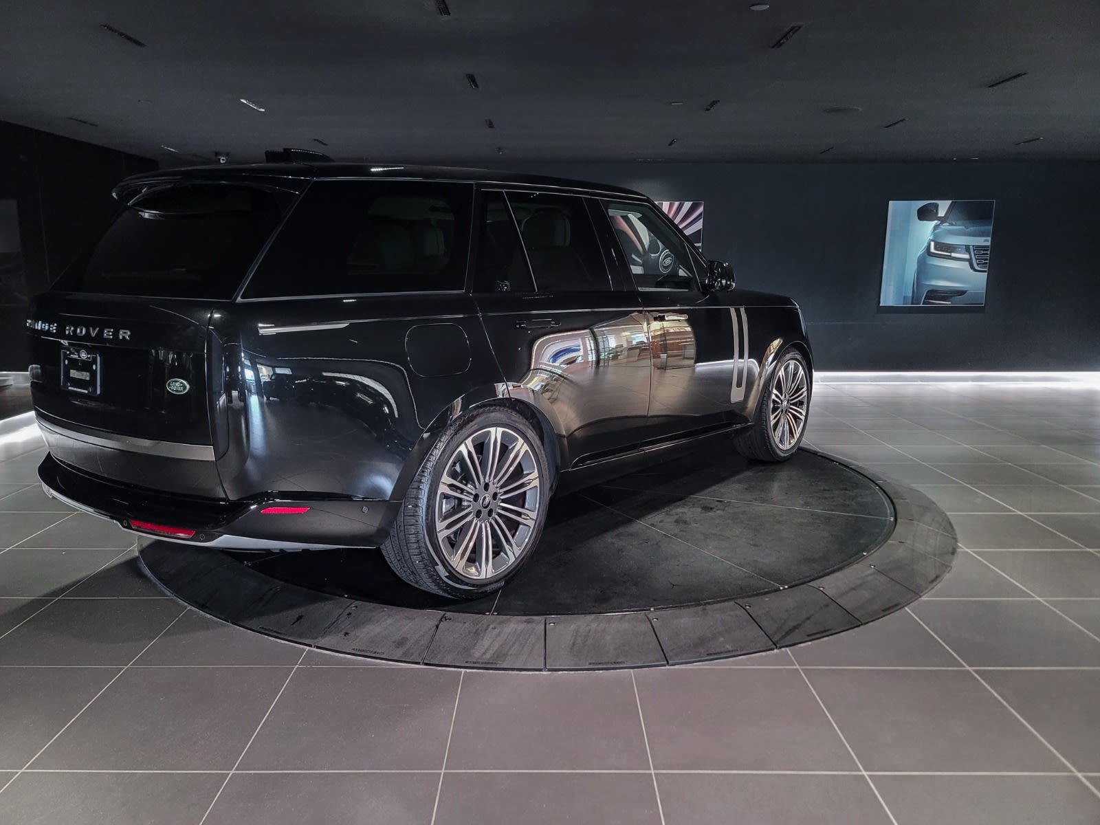 2023 Land Rover Range Rover SE, Vancouver, Cash