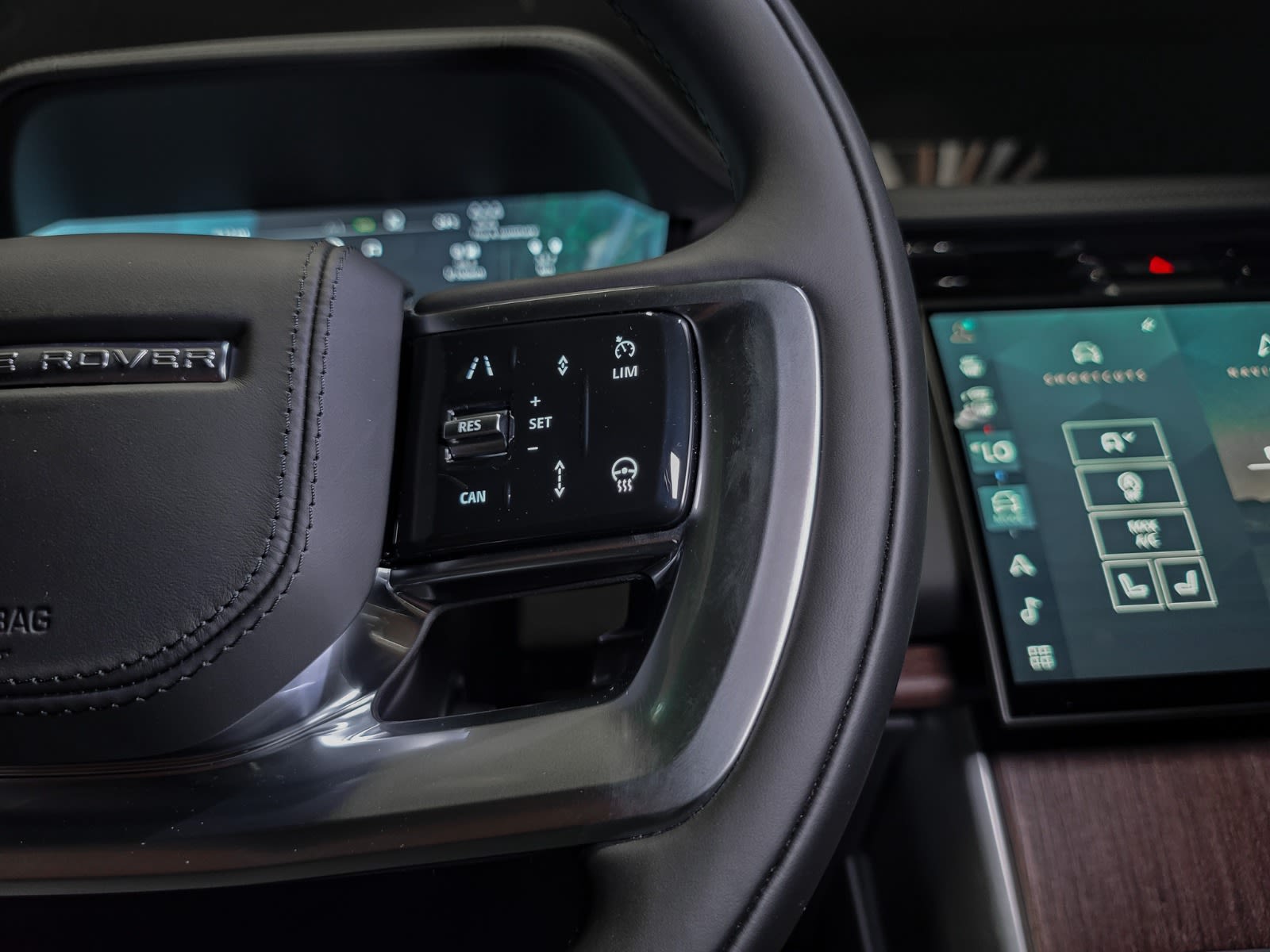 2025 Land Rover Range Rover SE, Vancouver, Cash