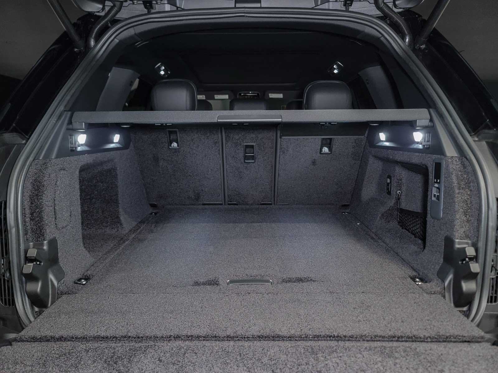 2025 Land Rover Range Rover SE, Vancouver, Cash