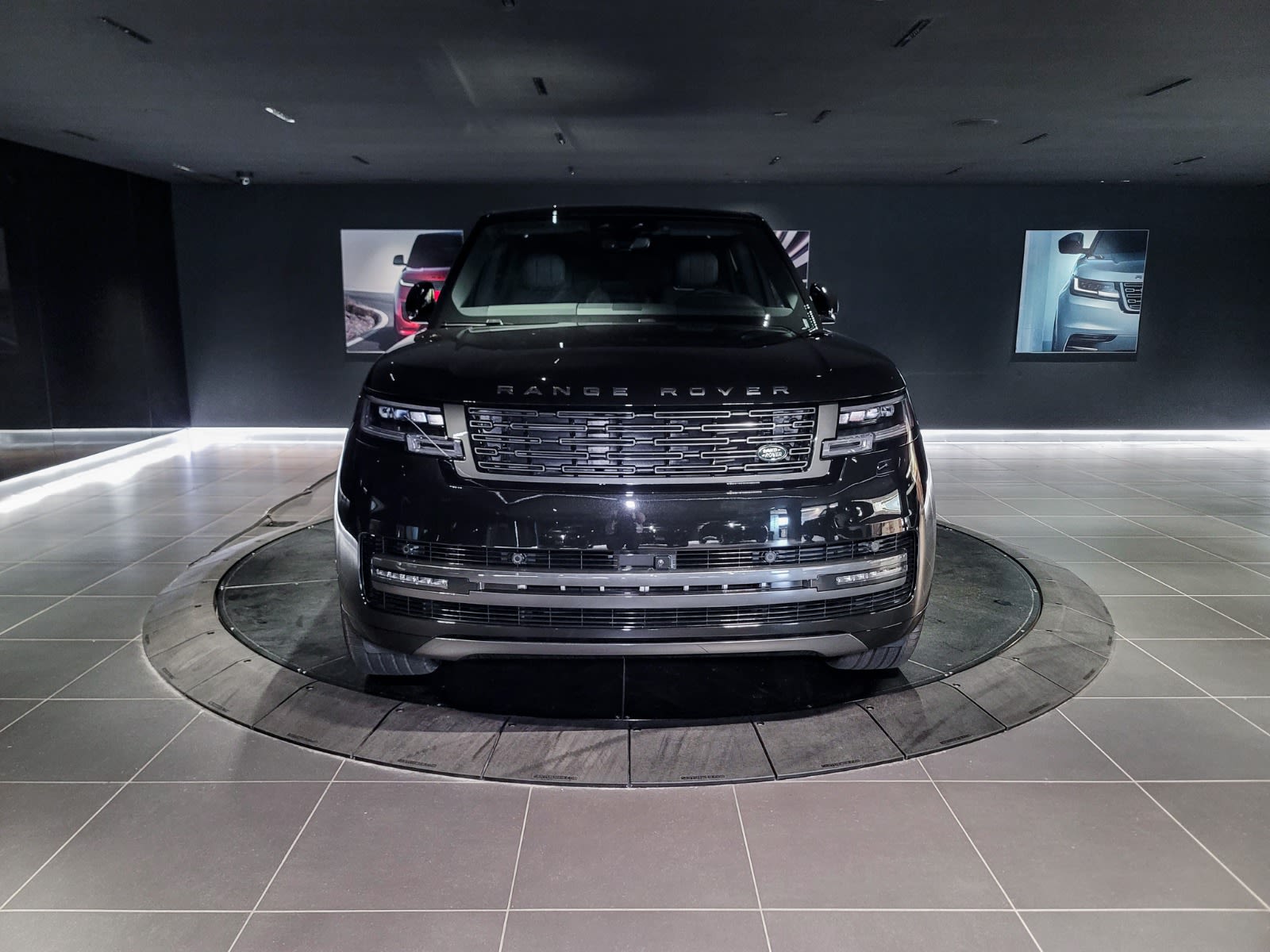 2025 Land Rover Range Rover SE, Vancouver, Cash